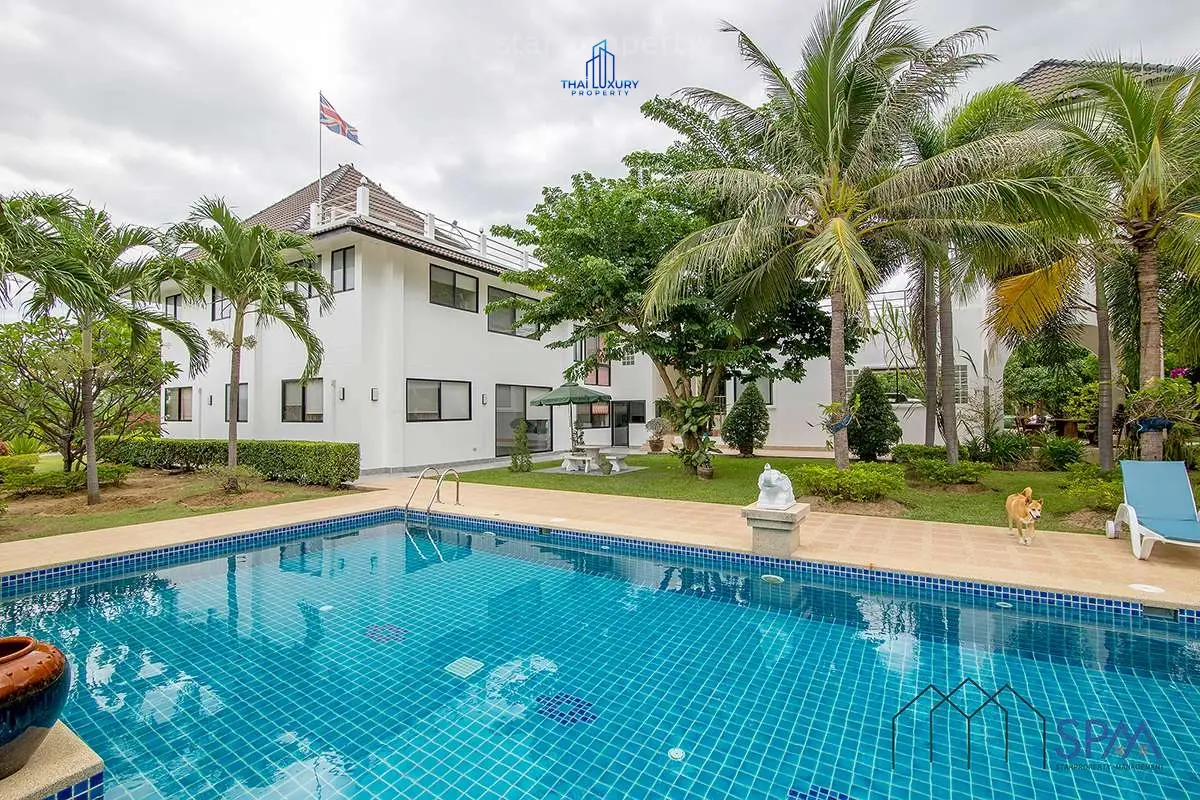 Spacious Single-Story Villa with Lush Views and Open Living in Cha-Am