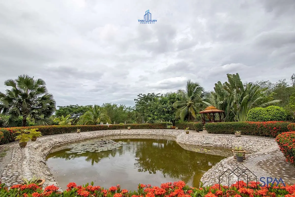 Spacious Single-Story Villa with Lush Views and Open Living in Cha-Am