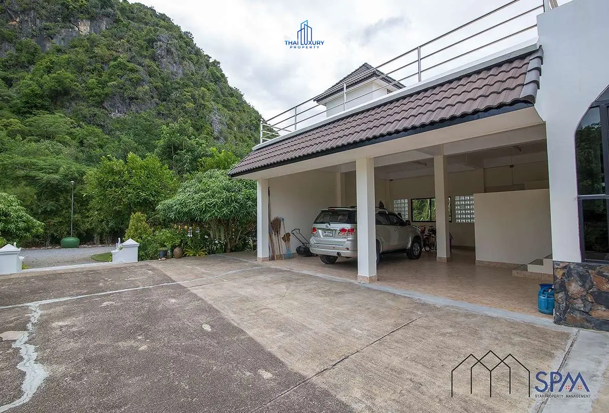 Spacious Single-Story Villa with Lush Views and Open Living in Cha-Am