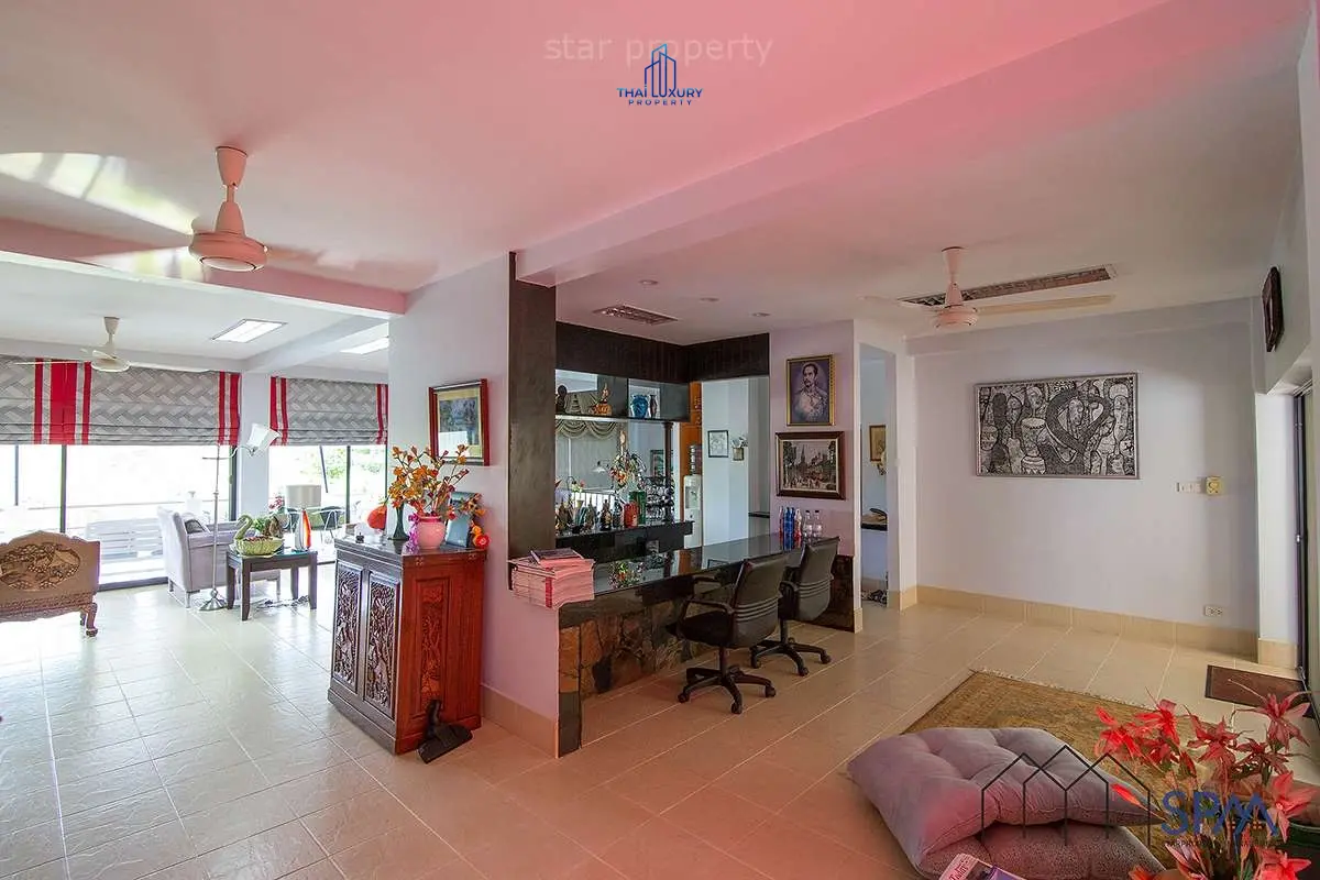Spacious Single-Story Villa with Lush Views and Open Living in Cha-Am