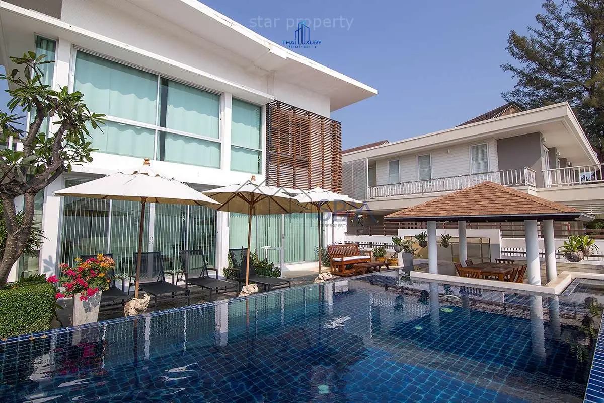 Contemporary 3-Bedroom Beachfront Home with Infinity Pool in Cha-Am