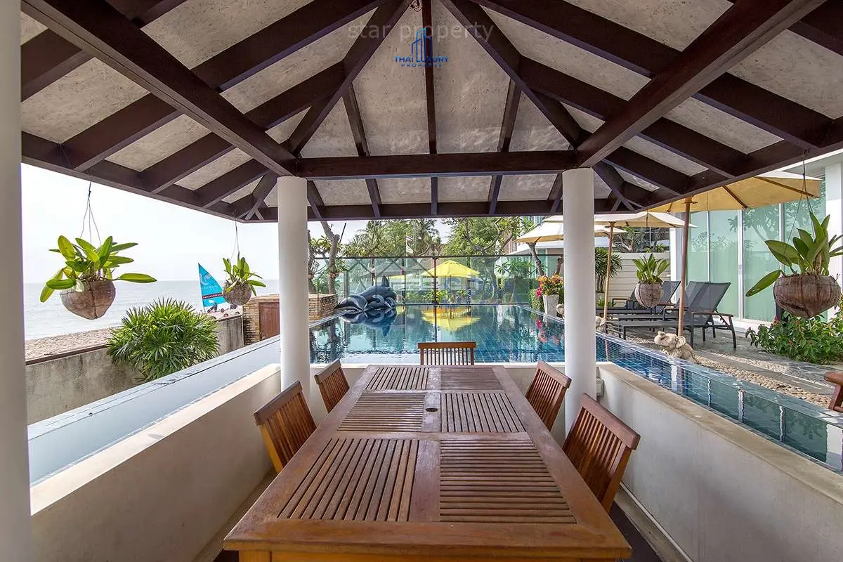 Contemporary 3-Bedroom Beachfront Home with Infinity Pool in Cha-Am