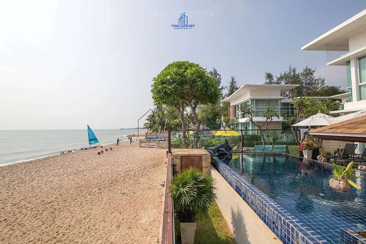Contemporary 3-Bedroom Beachfront Home with Infinity Pool in Cha-Am