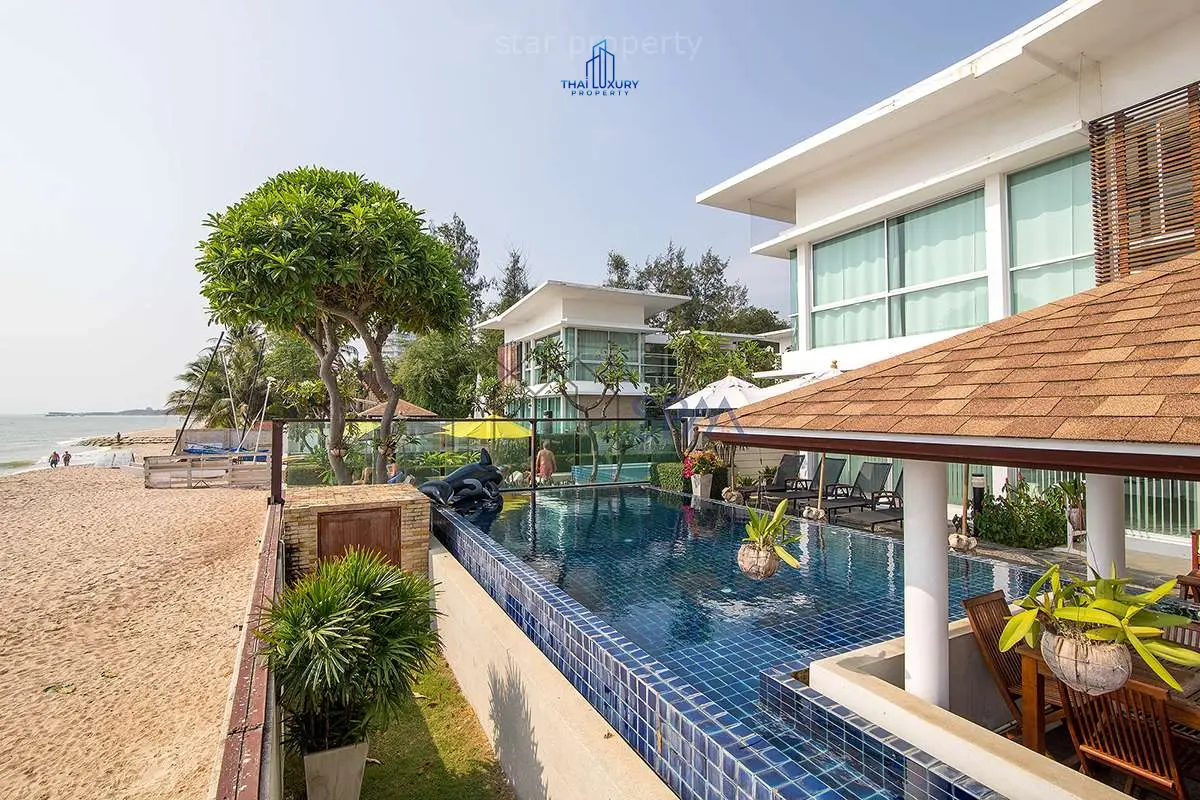 Contemporary 3-Bedroom Beachfront Home with Infinity Pool in Cha-Am