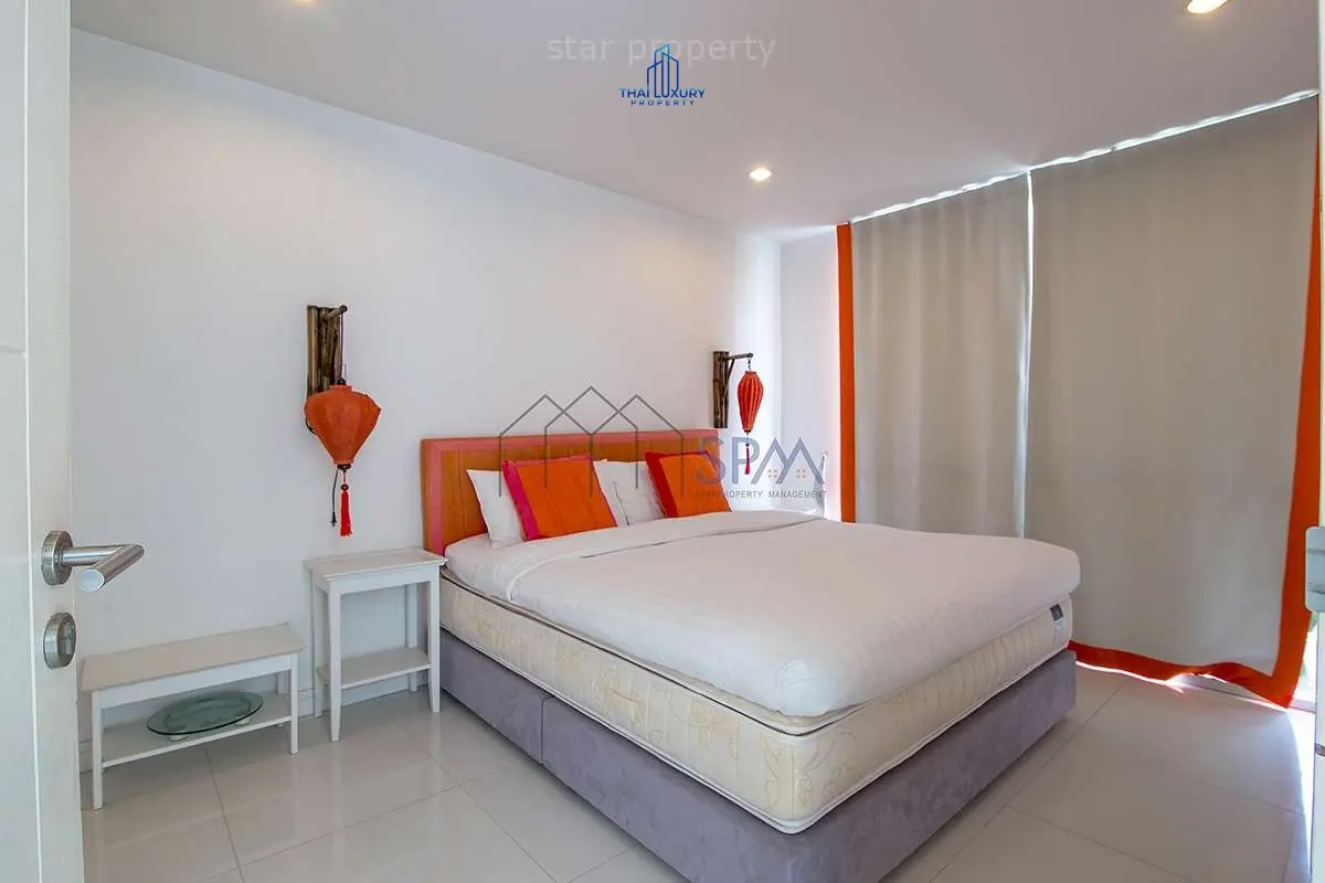 Contemporary 3-Bedroom Beachfront Home with Infinity Pool in Cha-Am