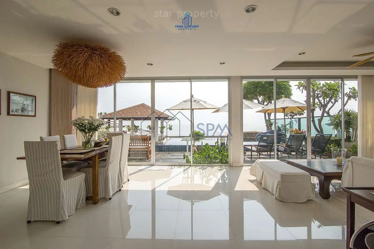 Contemporary 3-Bedroom Beachfront Home with Infinity Pool in Cha-Am