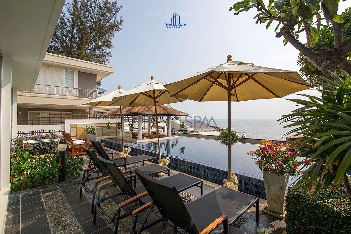 Contemporary 3-Bedroom Beachfront Home with Infinity Pool in Cha-Am