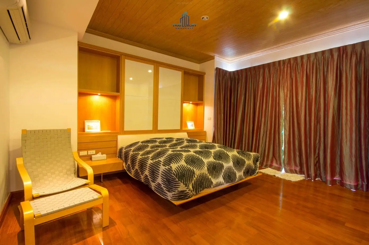 Spacious 3-Bedroom Two-Story Home with Private Pool and Lush Tropical Gardens in Cha-Am