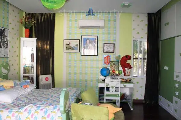 Spacious 5-Bedroom Villa with Private Pool in Quiet Hin Lek Fai