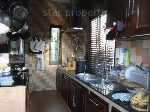 Spacious 5-Bedroom Villa with Private Pool in Quiet Hin Lek Fai