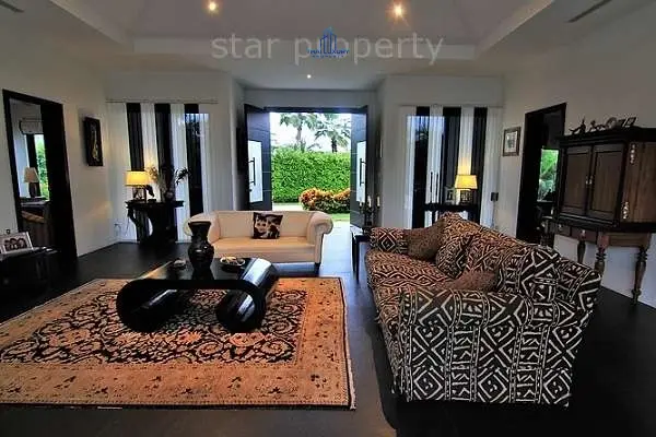 Modern Single-Story Home with Large Pool in Hin Lek Fai, Hua Hin