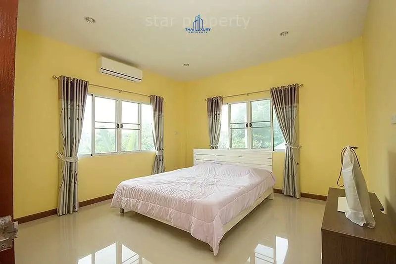 บ้าน 6 ห้องนอนกว้างขวางพร้อมสระว่ายน้ำและวิวธรรมชาติในหัวหิน