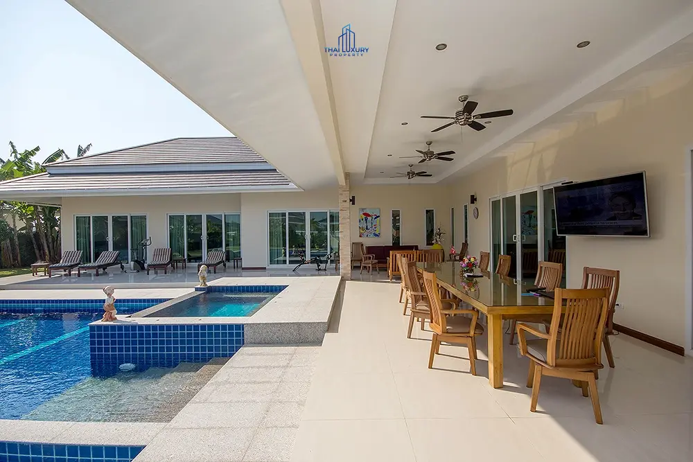 Spacious 5-Bedroom Family Home with Pool Access in Cha-Am