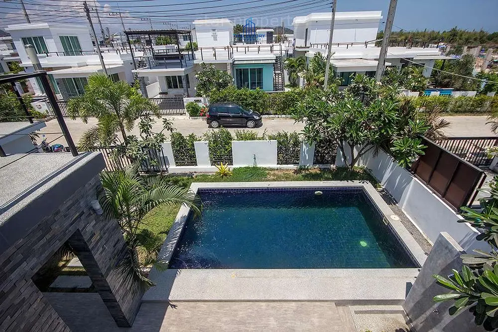 บ้าน 5 ห้องนอนกว้างขวางพร้อมความสะดวกสบายสมัยใหม่ในหัวหิน