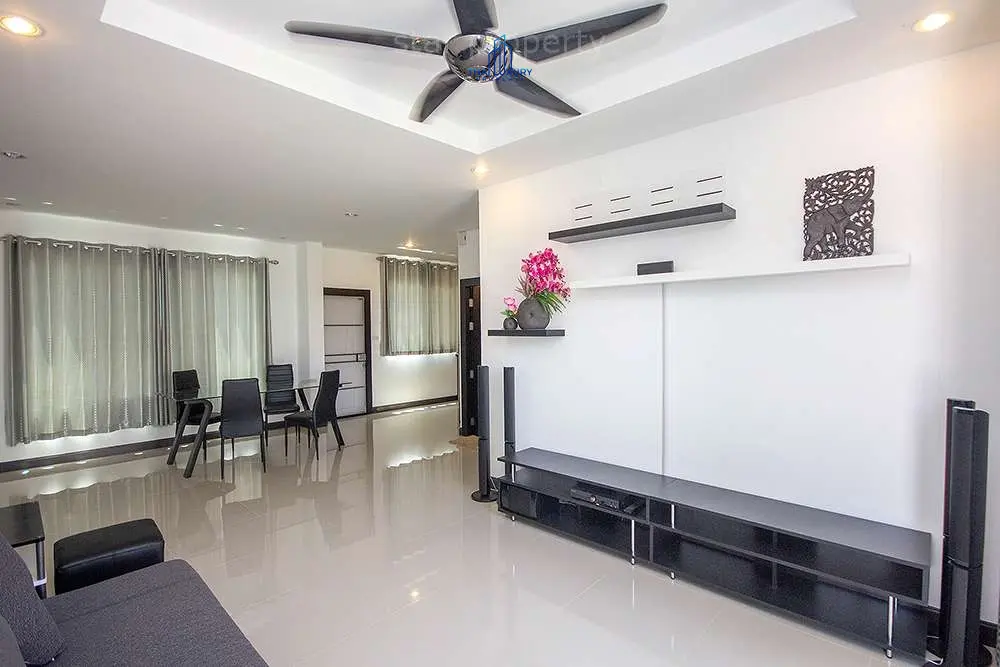 บ้าน 5 ห้องนอนกว้างขวางพร้อมความสะดวกสบายสมัยใหม่ในหัวหิน