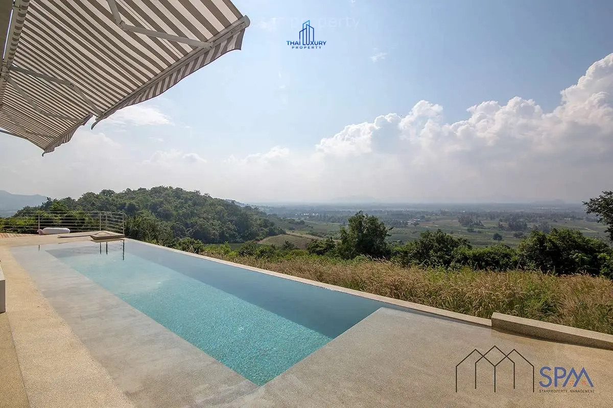 Modern 3-Bedroom Home with Infinity Pool and Stunning Hill Views