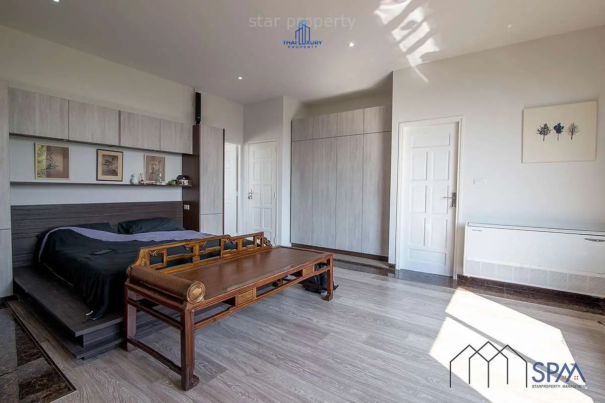 Modern 3-Bedroom Home with Infinity Pool and Stunning Hill Views