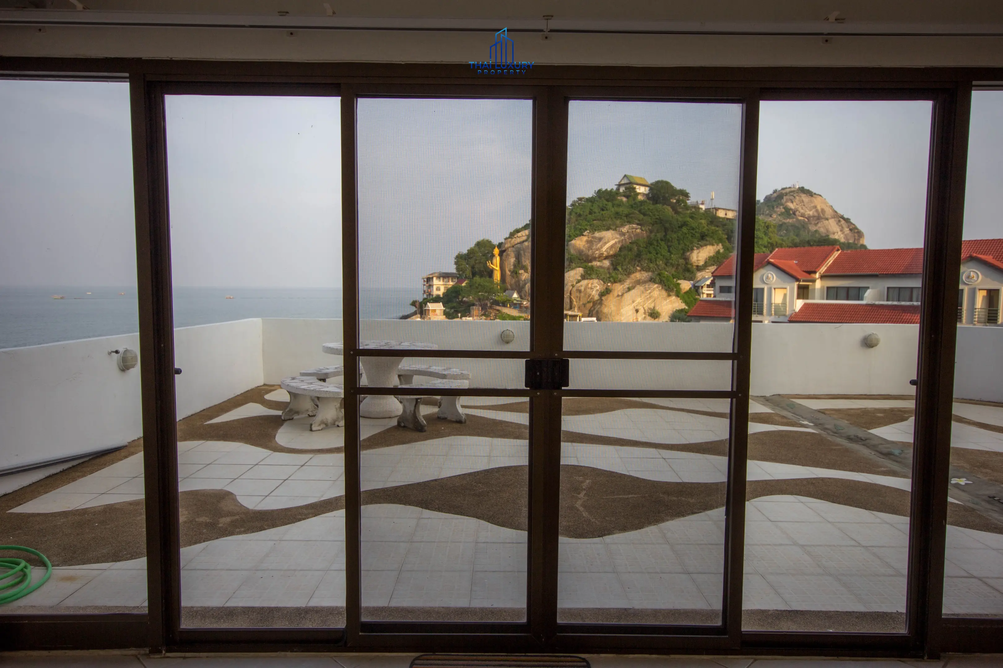 Bright 2-Bed Condo with Partial Sea View in Nong Kae, Hua Hin