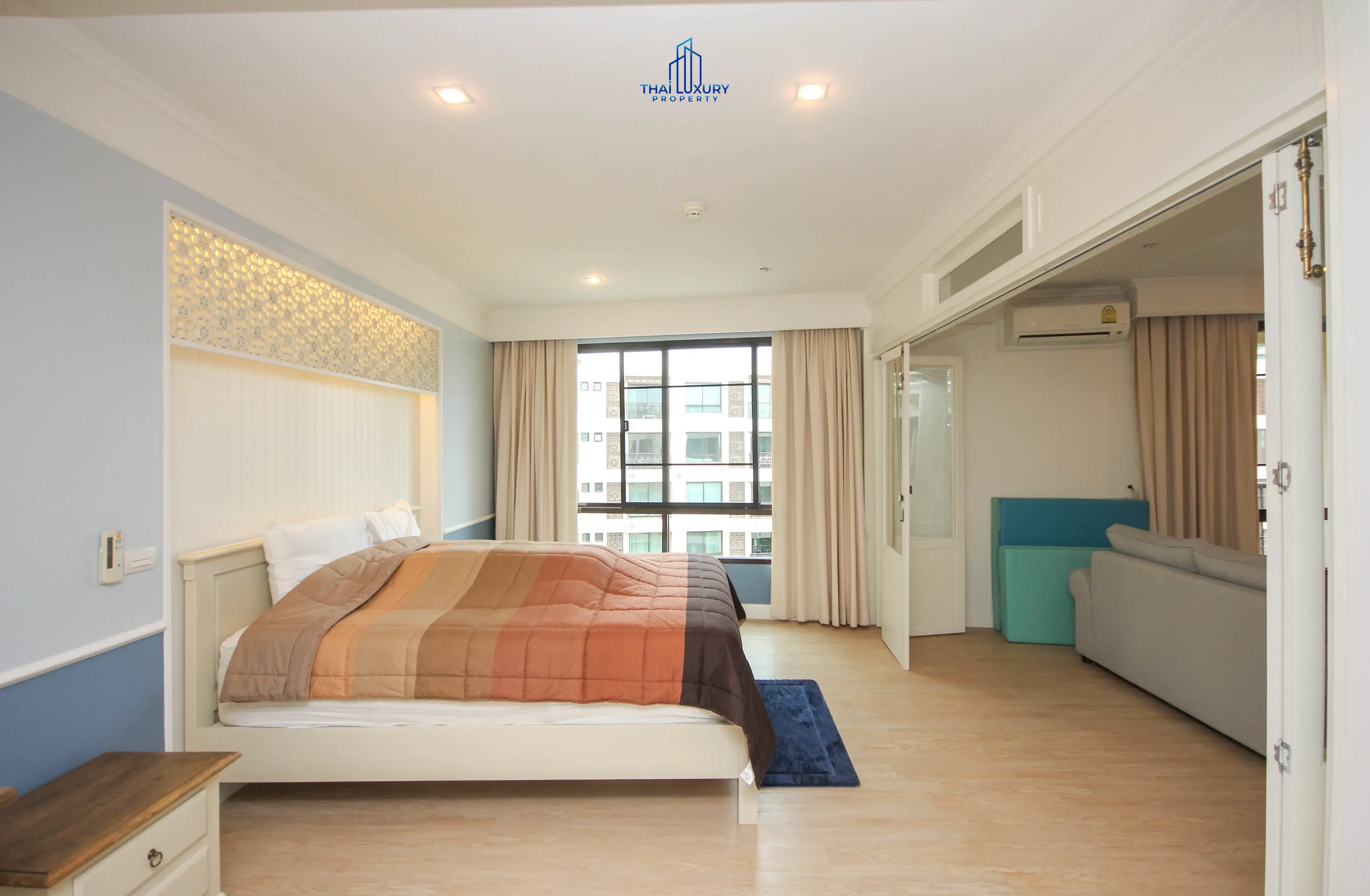 คอนโดกว้างขวาง 3 ห้องนอน 3 ห้องน้ำ พร้อมพื้นที่นั่งเล่นแบบเปิดในหนองแก หัวหิน