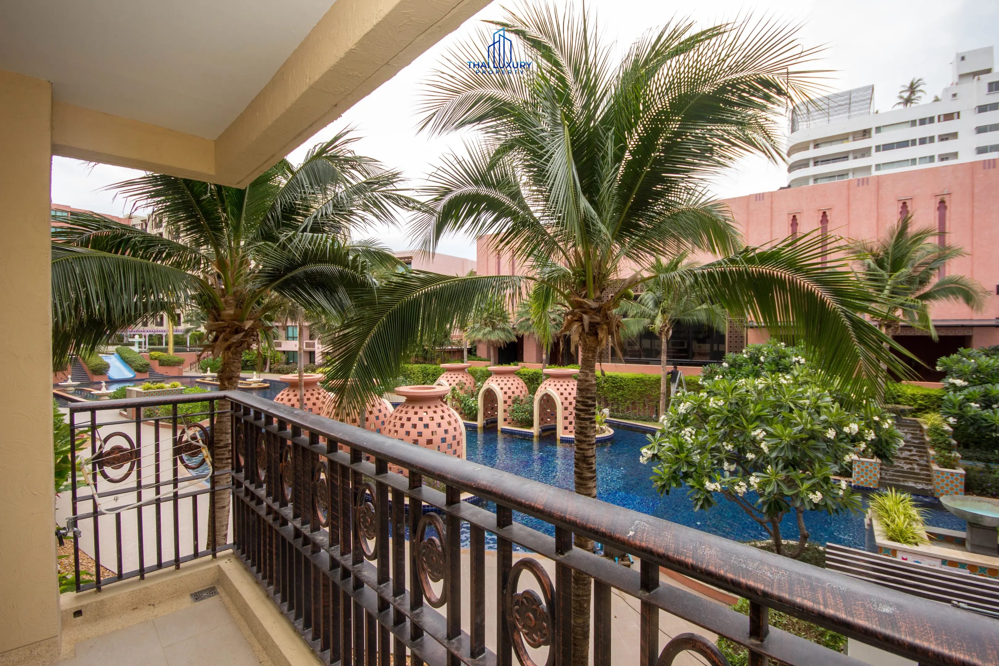 4 Bedroom condo at Marrakesh for Sale