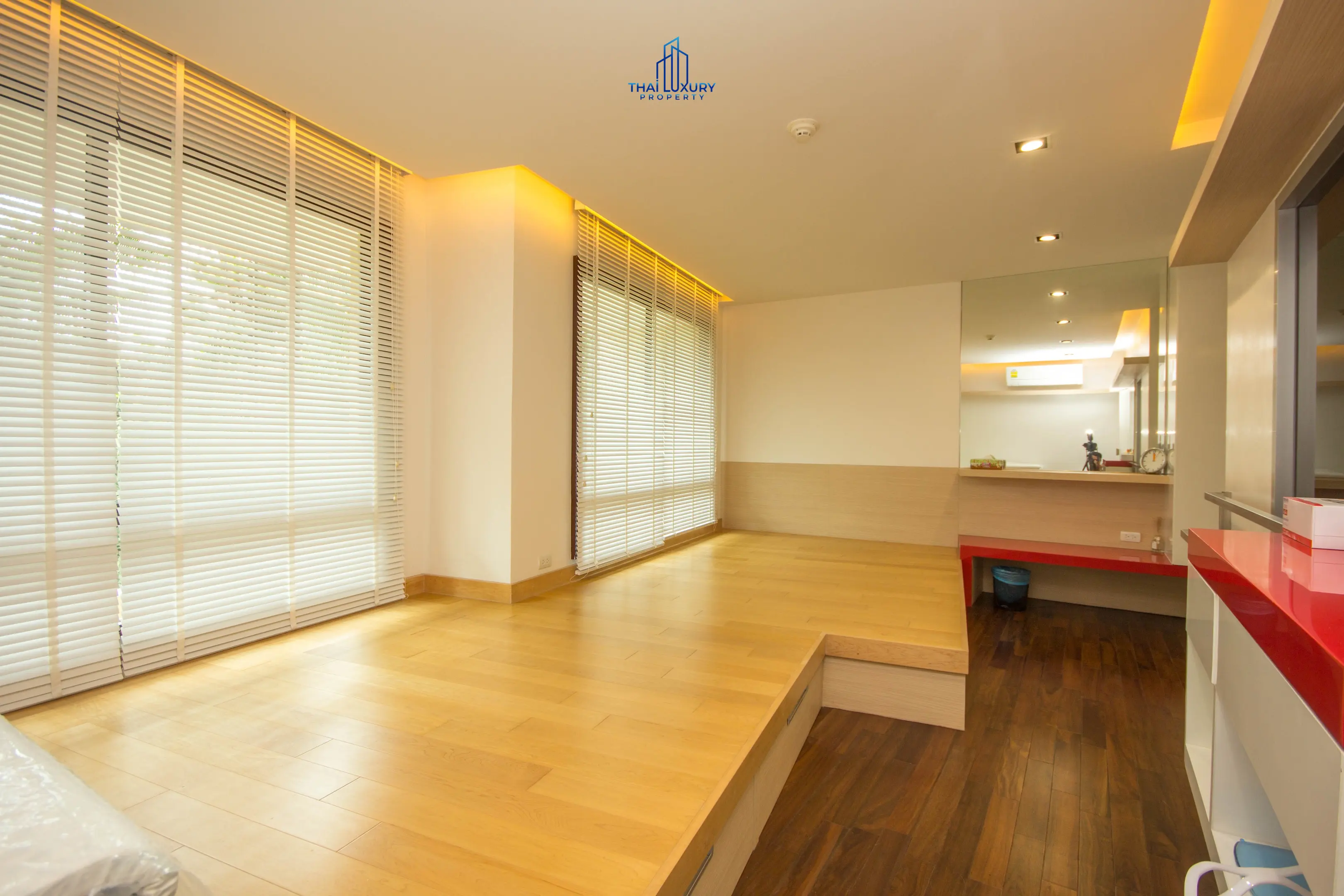 4 Bedroom condo at Marrakesh for Sale