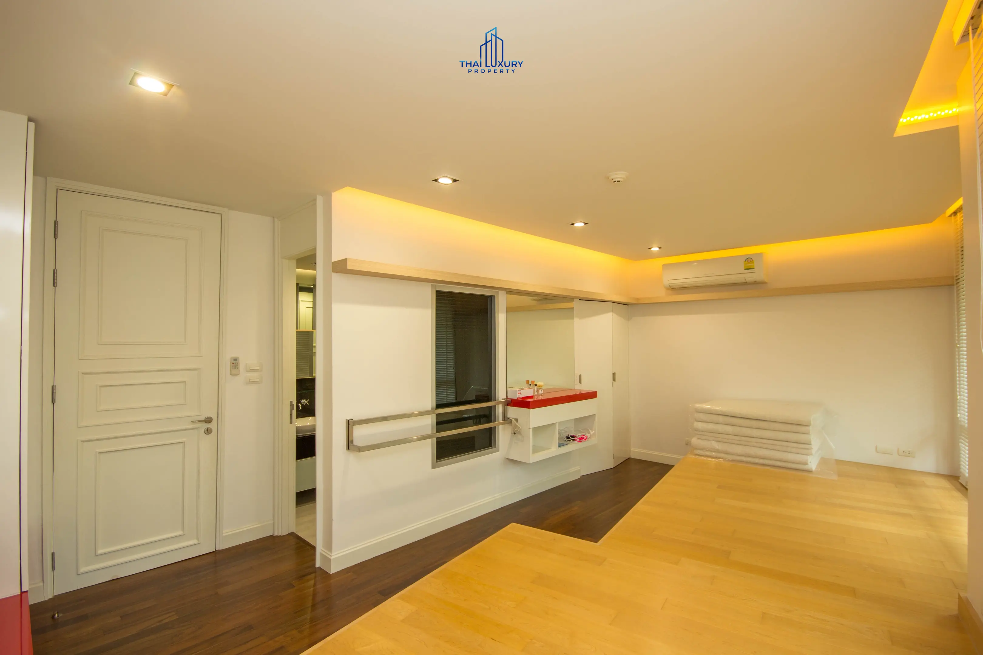 4 Bedroom condo at Marrakesh for Sale