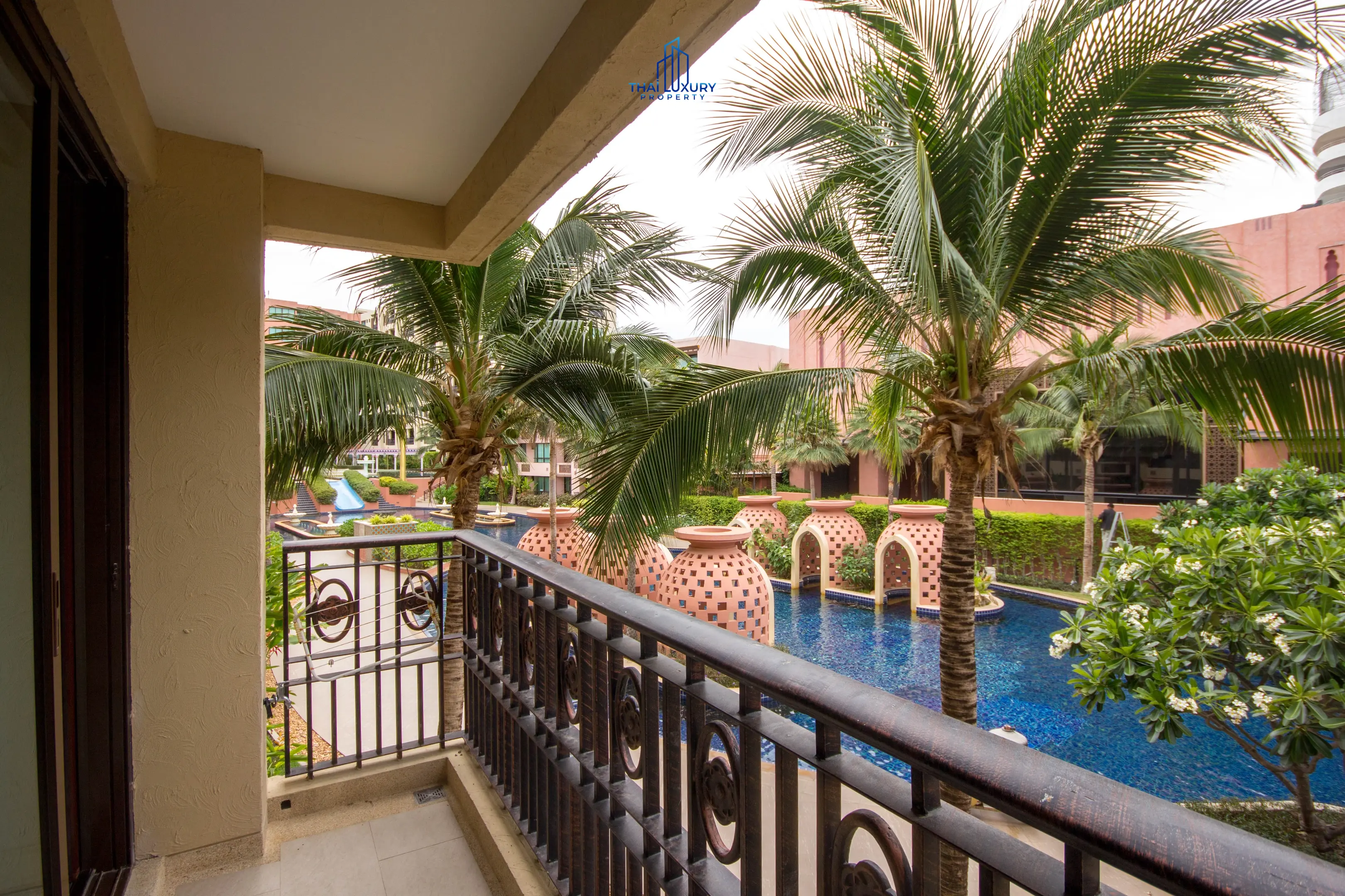 4 Bedroom condo at Marrakesh for Sale