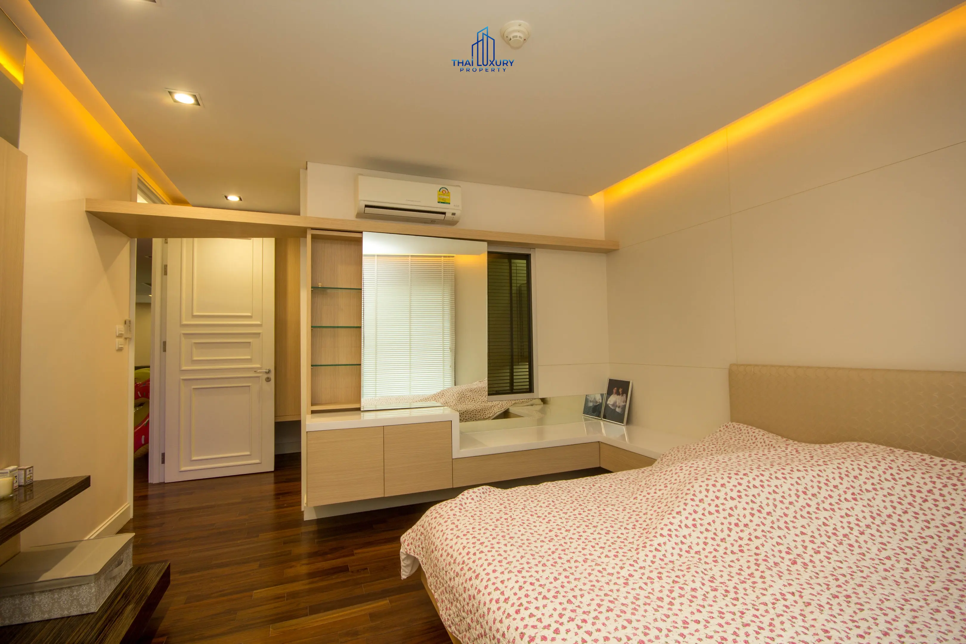 4 Bedroom condo at Marrakesh for Sale