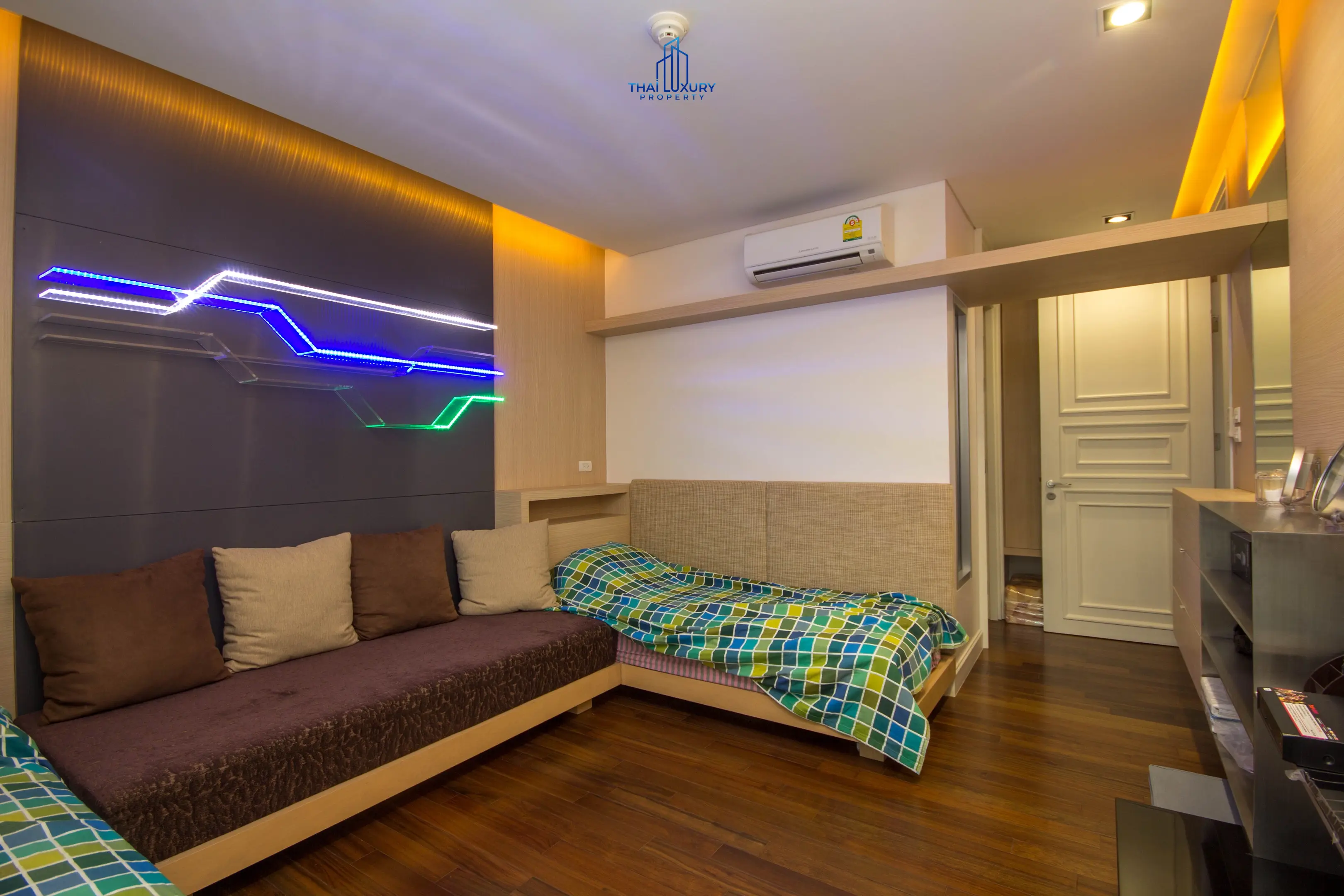4 Bedroom condo at Marrakesh for Sale