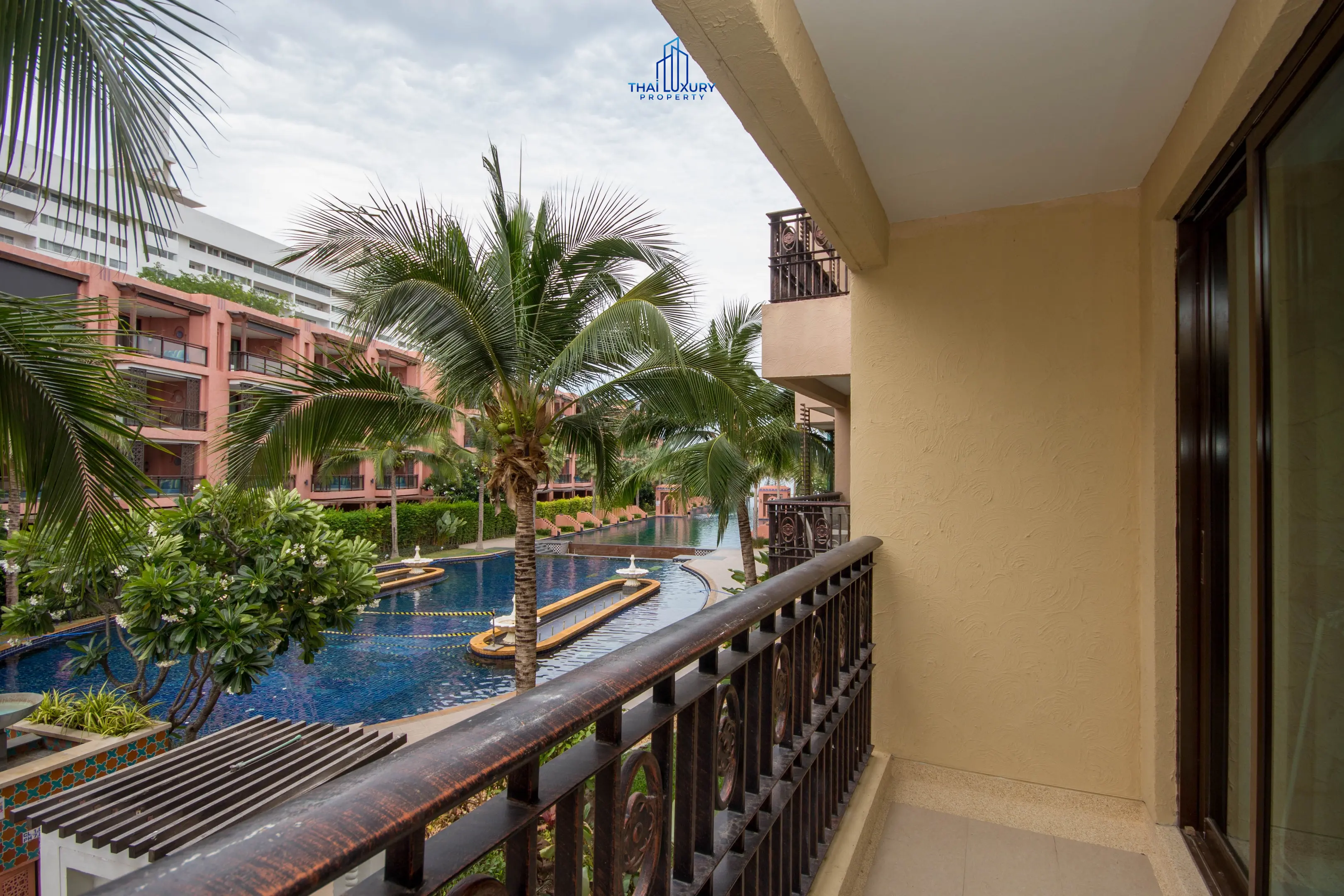 4 Bedroom condo at Marrakesh for Sale