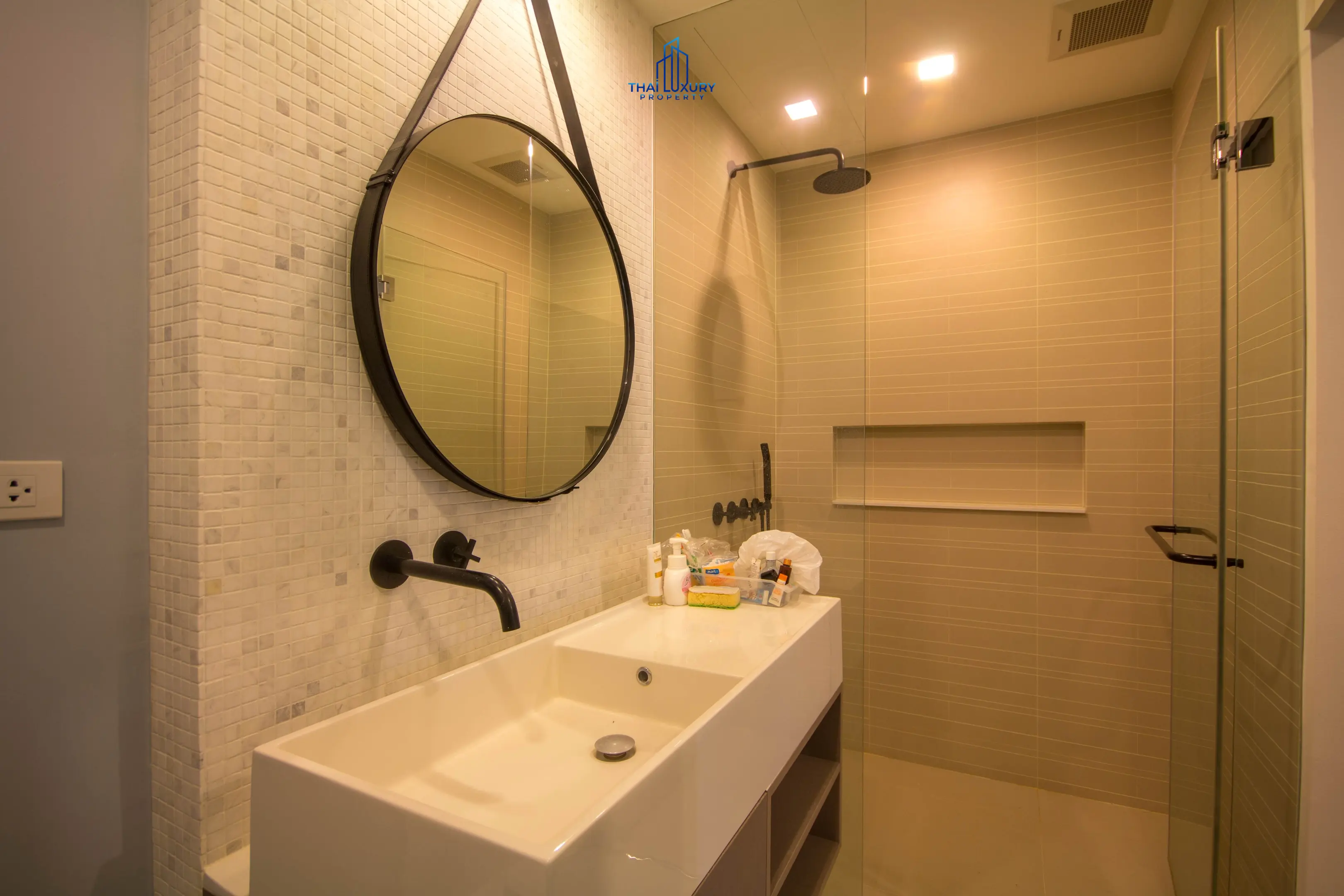 คอนโดพักอาศัย 2 ห้องนอน 2 ห้องน้ำ พร้อมวิวระเบียง ในหนองแก หัวหิน