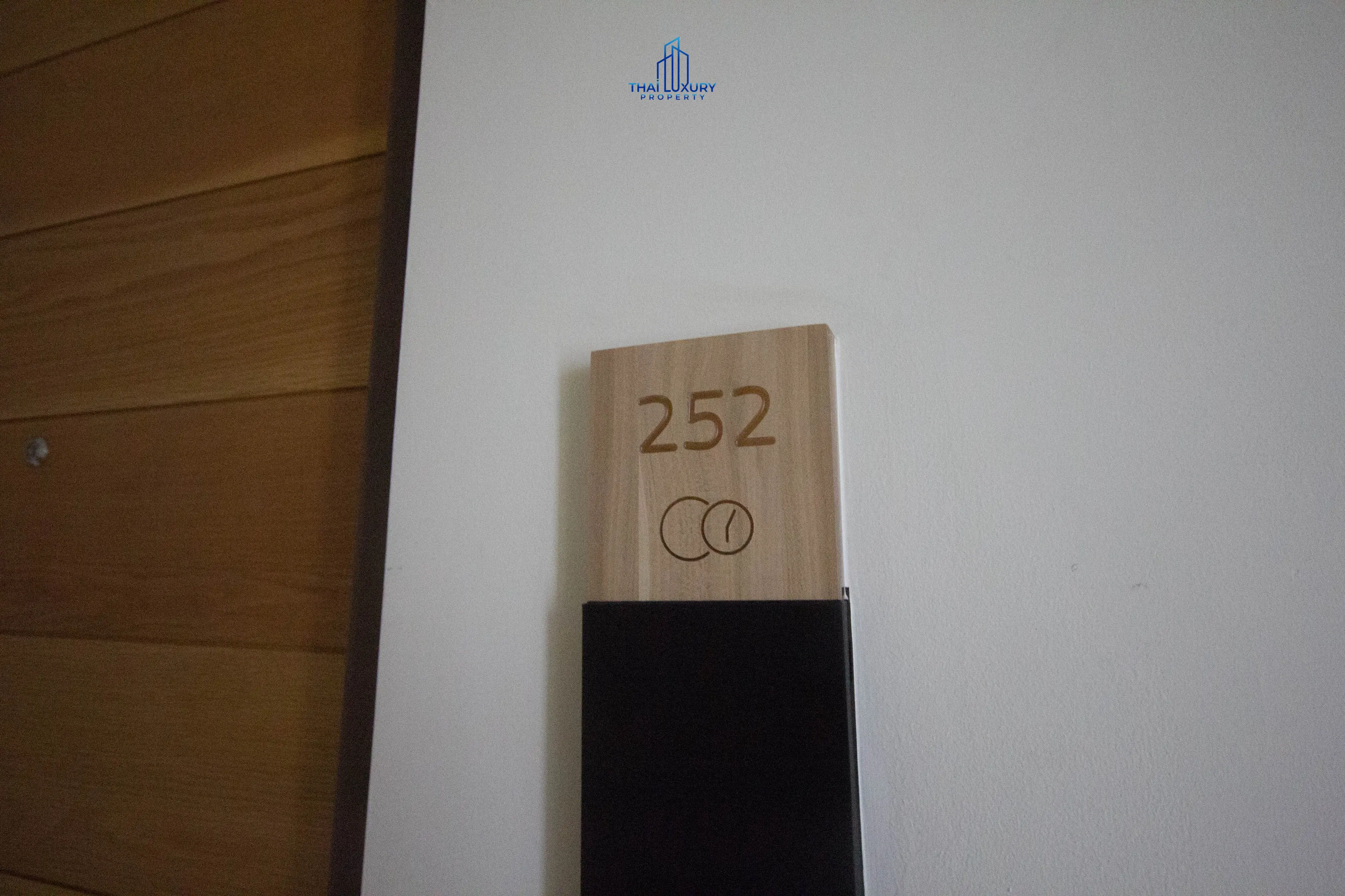 คอนโดพักอาศัย 2 ห้องนอน 2 ห้องน้ำ พร้อมวิวระเบียง ในหนองแก หัวหิน