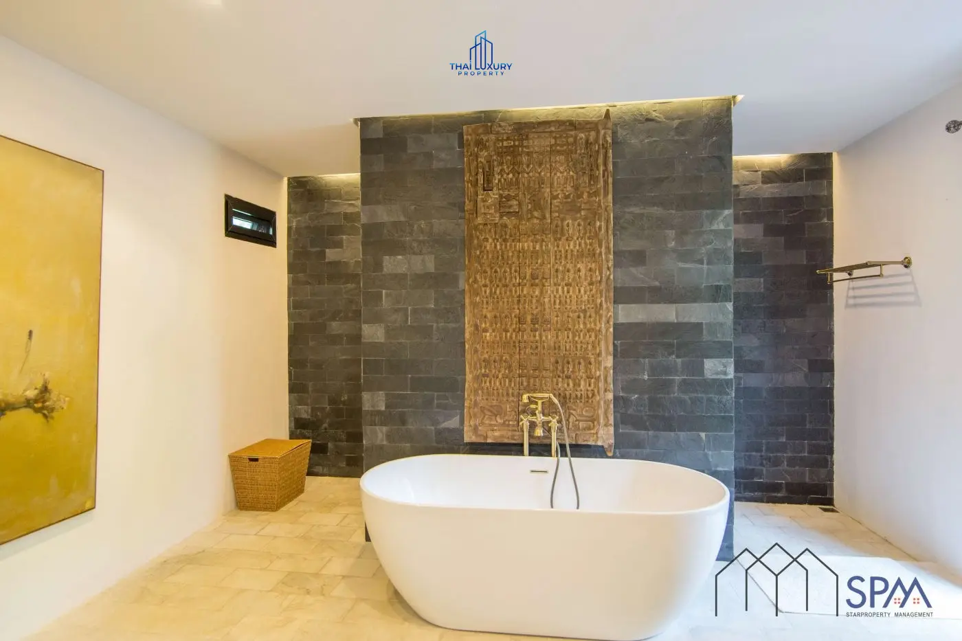 Spacious 7-Bedroom Single-Story Home with Pool and Tropical Garden in Cha-Am