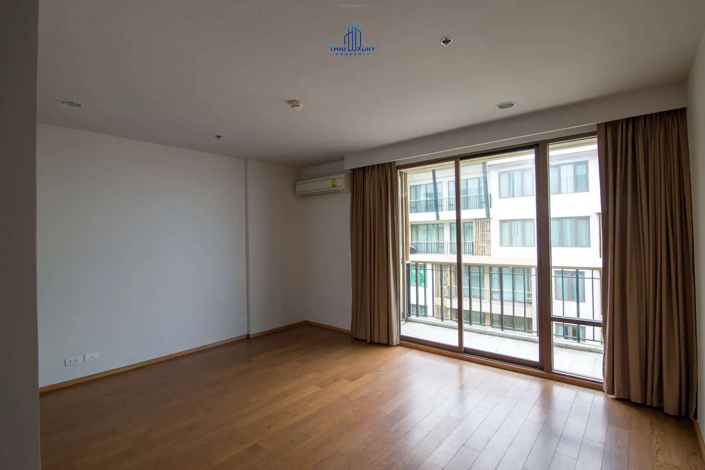 Sea View 3 Bedroom Unit for sale