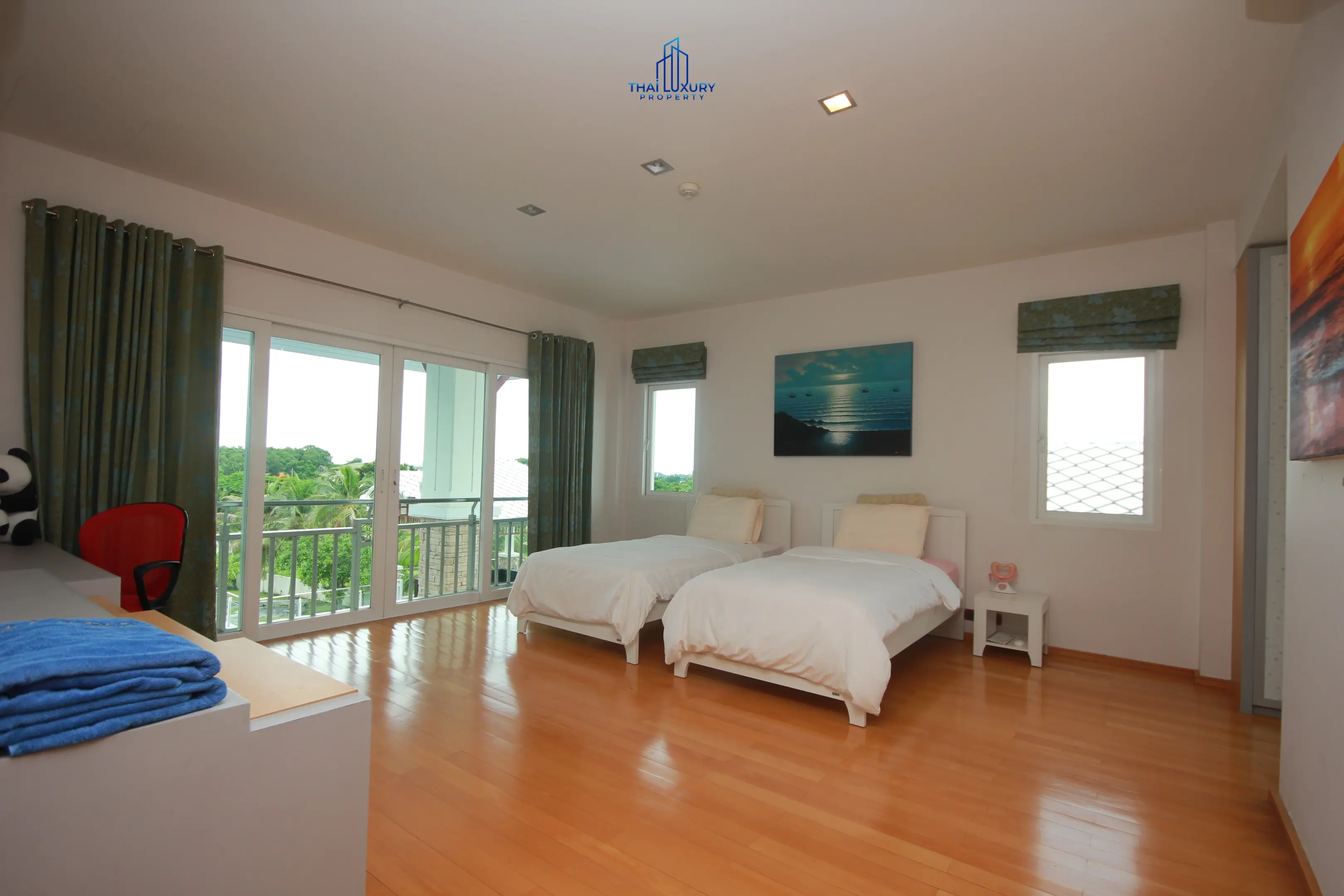 Spacious 9-Bedroom Modern Home with Pool and Garden in Cha-Am