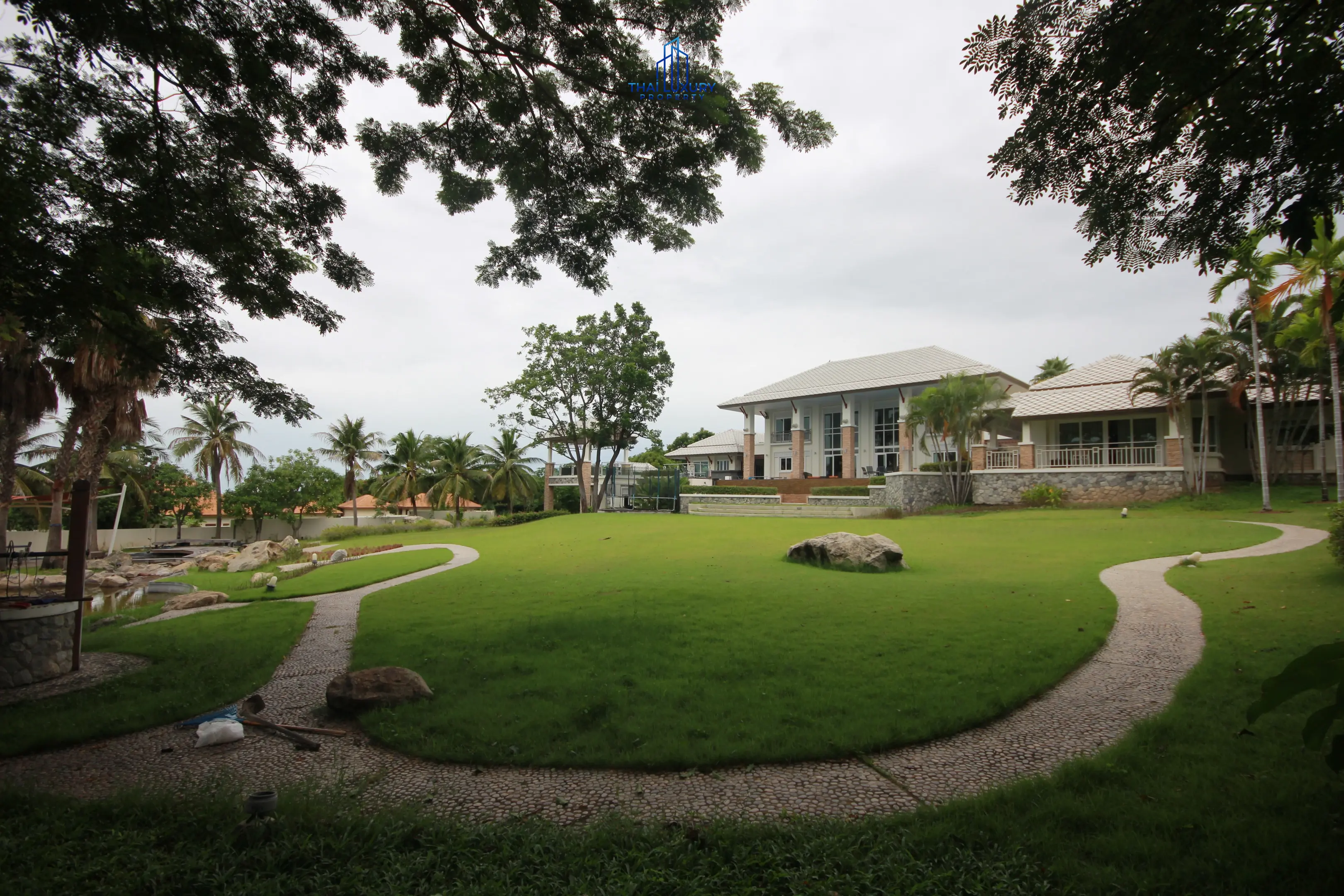 Spacious 9-Bedroom Modern Home with Pool and Garden in Cha-Am