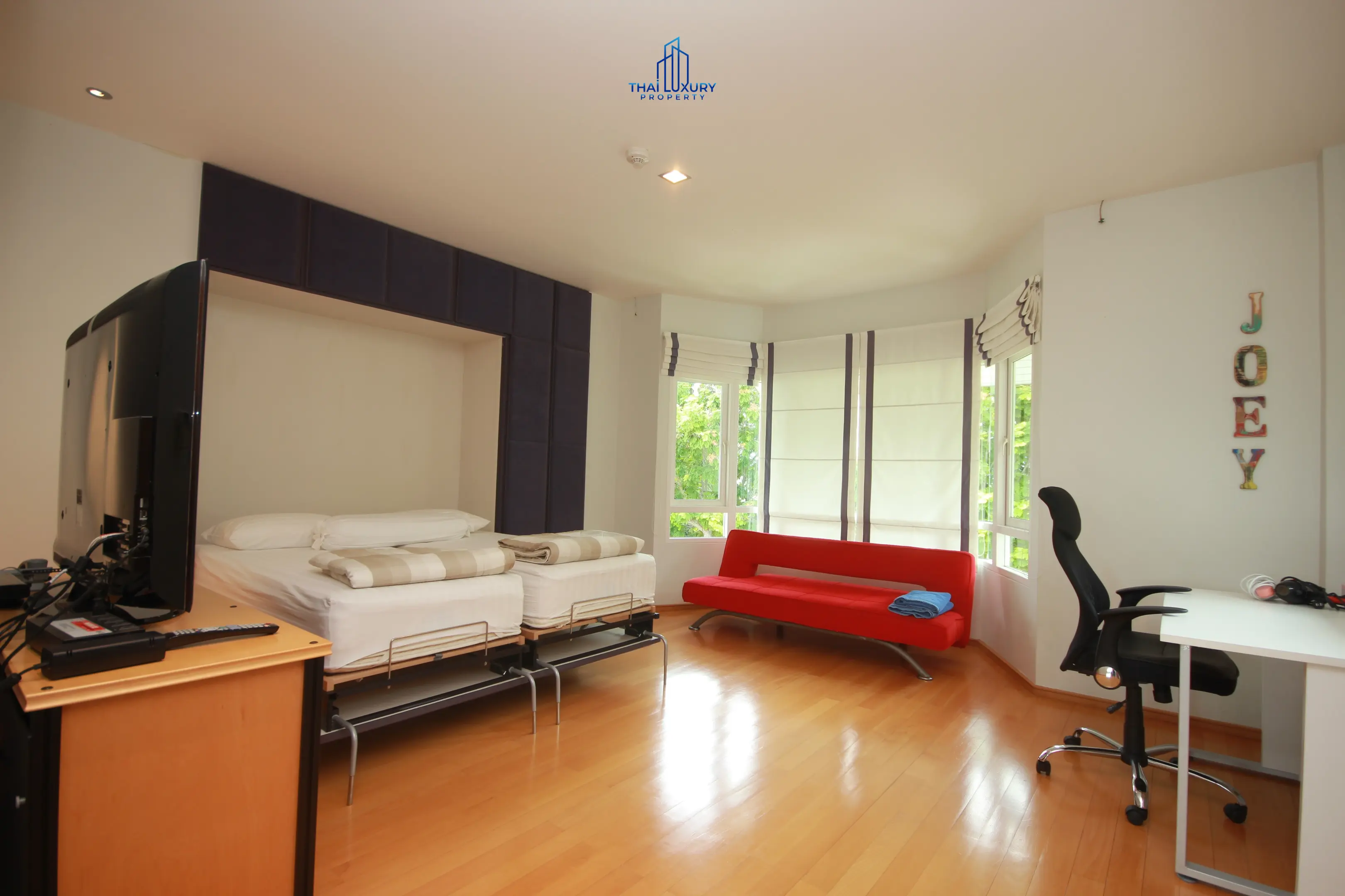 Spacious 9-Bedroom Modern Home with Pool and Garden in Cha-Am