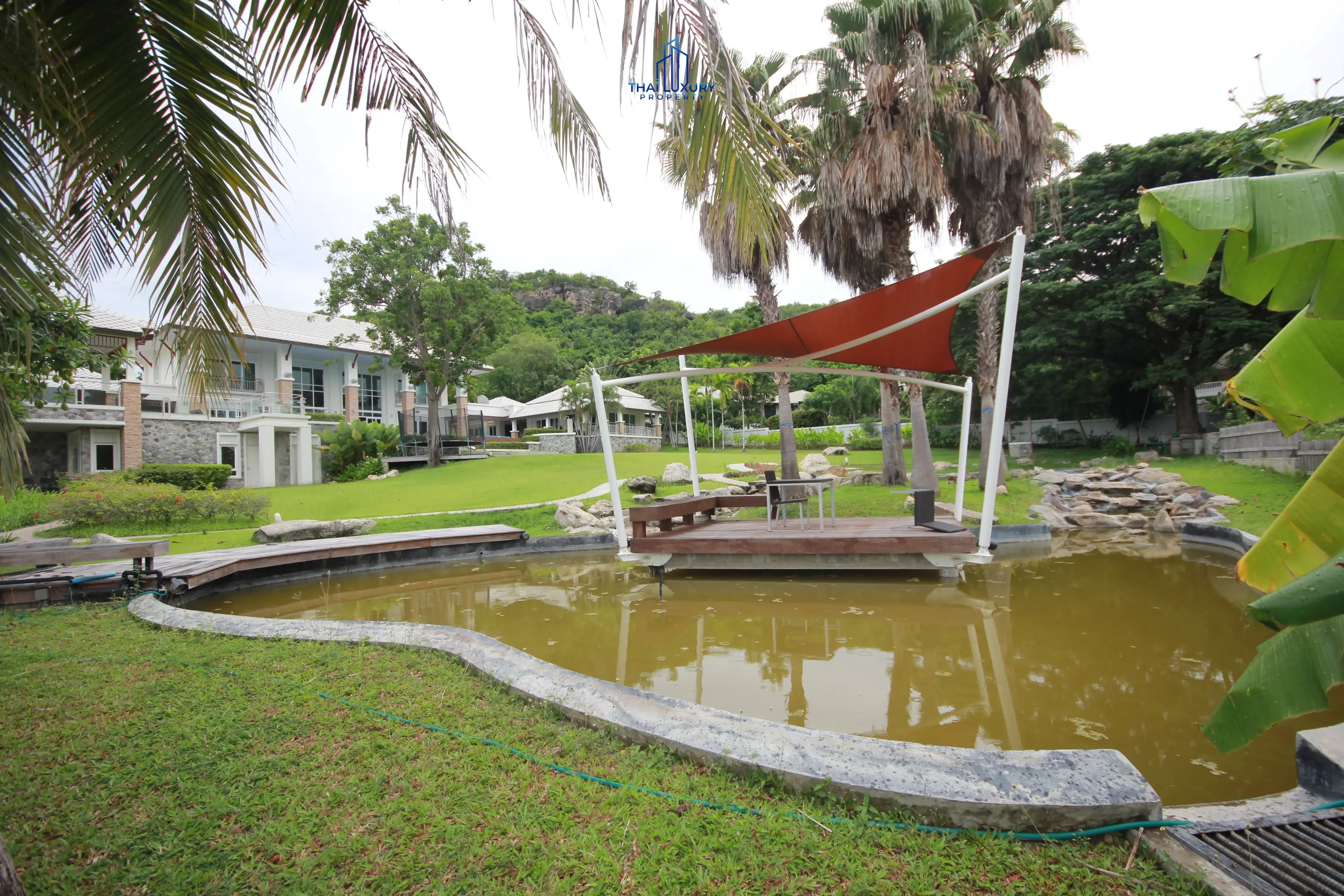 Spacious 9-Bedroom Modern Home with Pool and Garden in Cha-Am