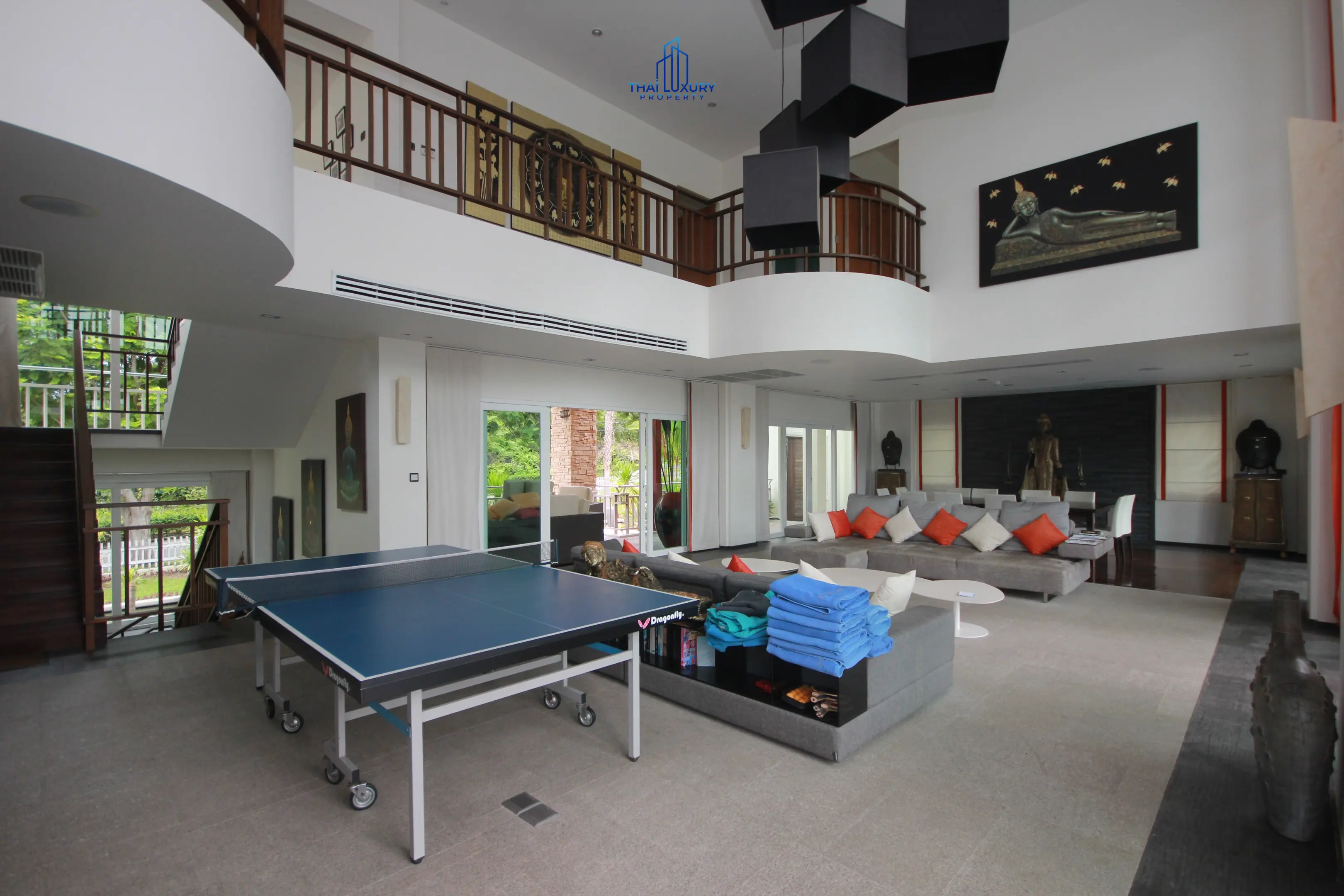 Spacious 9-Bedroom Modern Home with Pool and Garden in Cha-Am