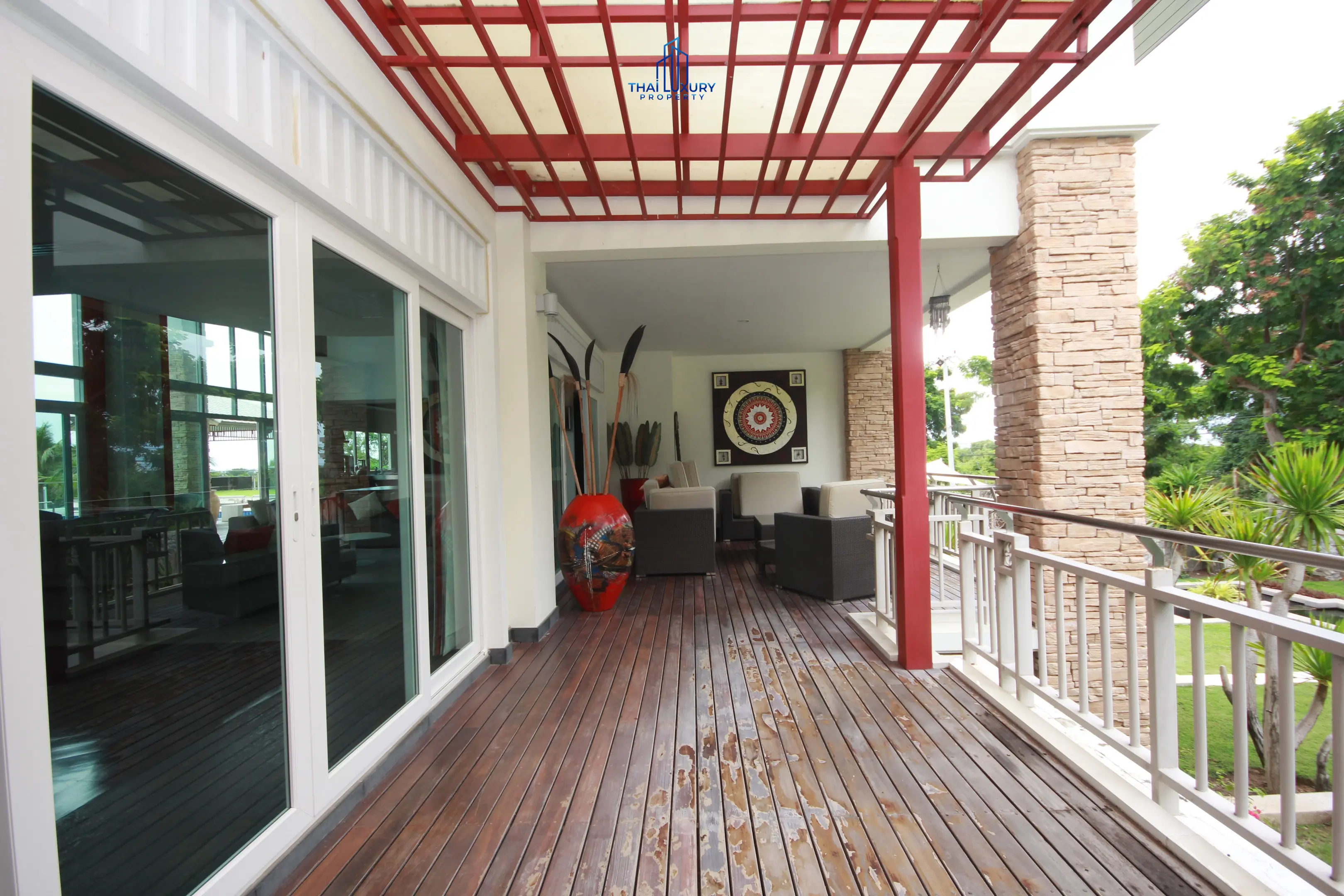 Spacious 9-Bedroom Modern Home with Pool and Garden in Cha-Am