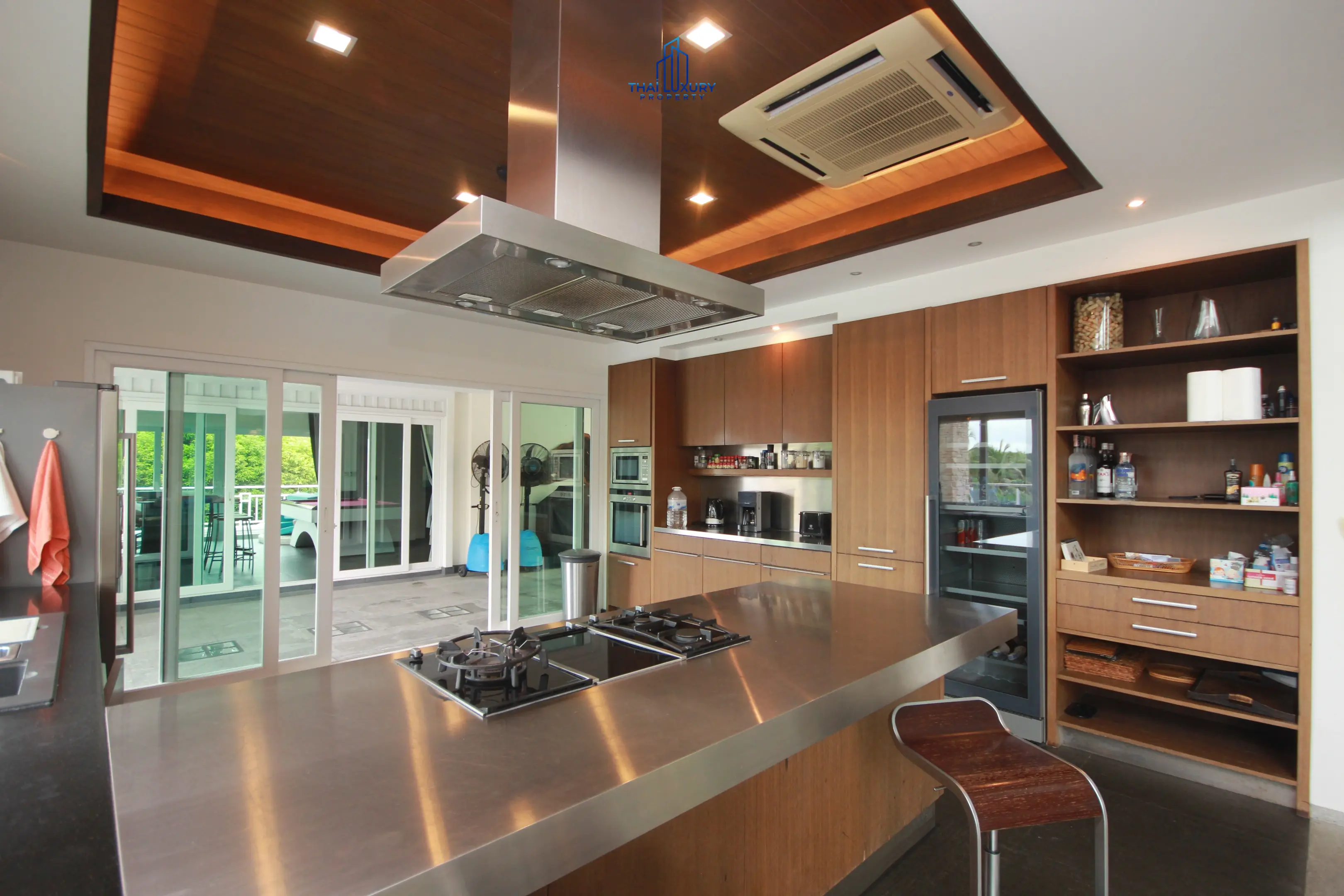 Spacious 9-Bedroom Modern Home with Pool and Garden in Cha-Am