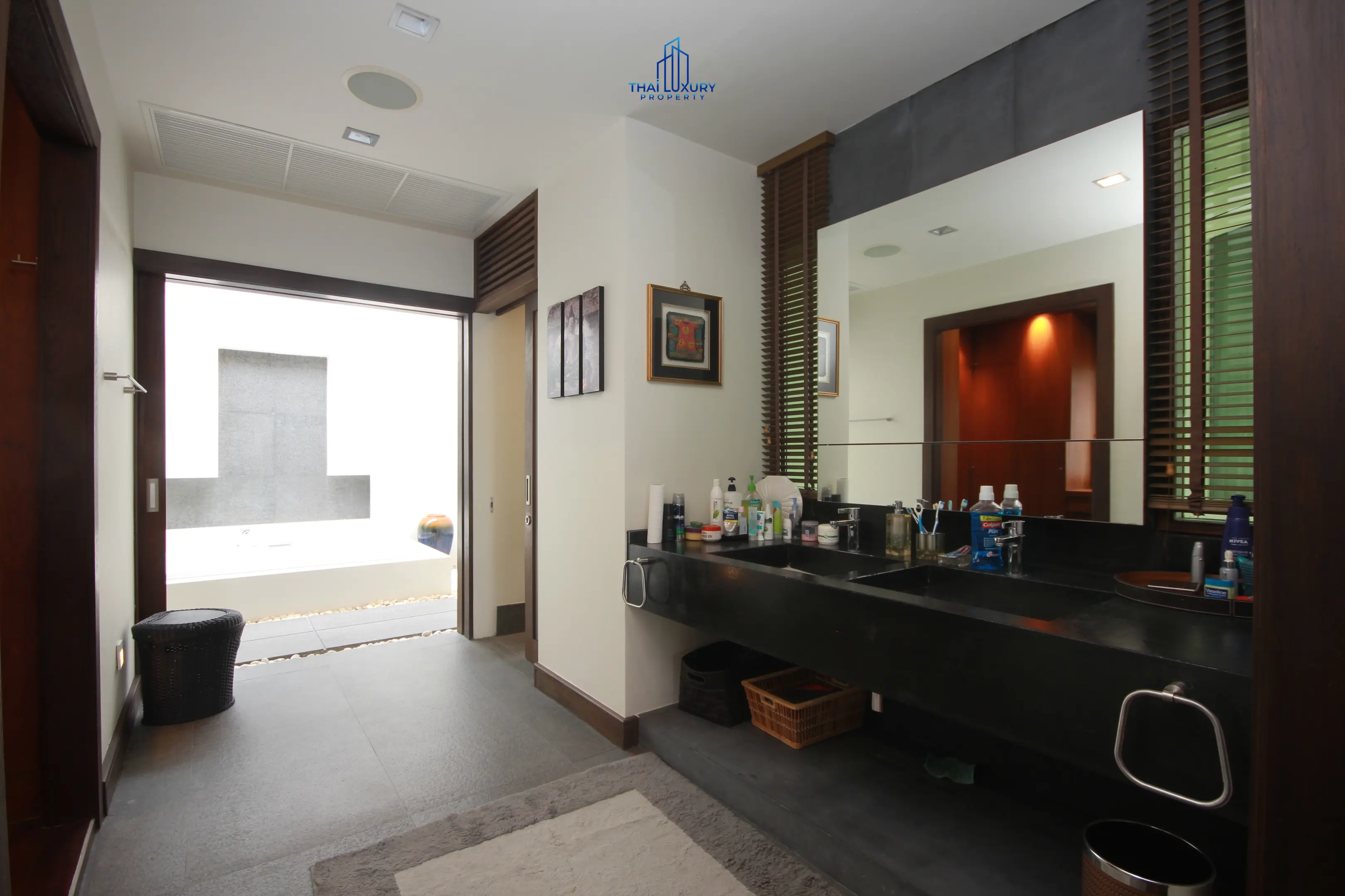 Spacious 9-Bedroom Modern Home with Pool and Garden in Cha-Am