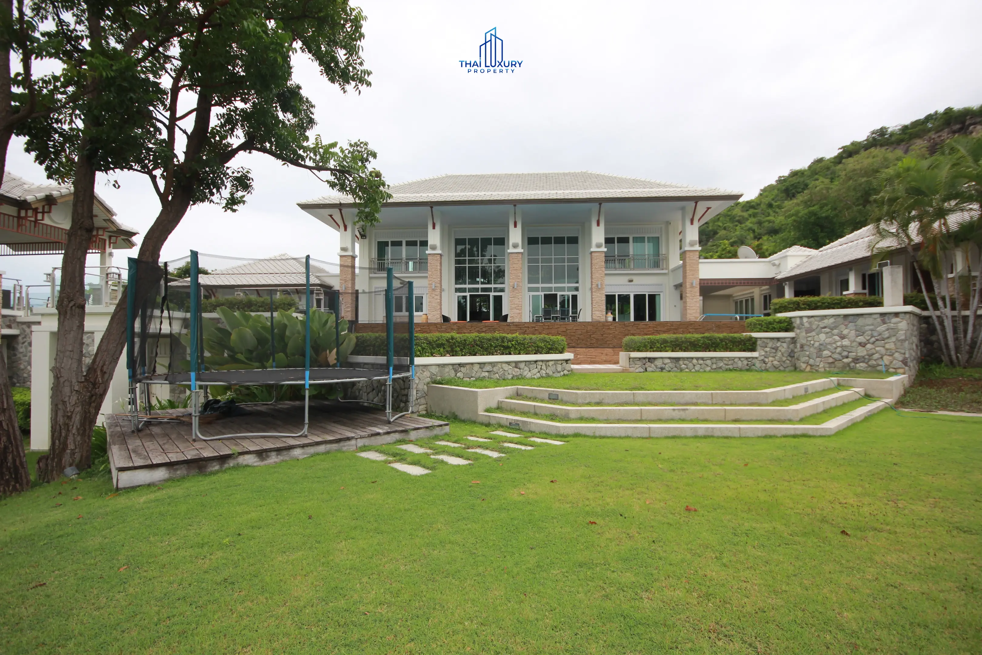 Spacious 9-Bedroom Modern Home with Pool and Garden in Cha-Am