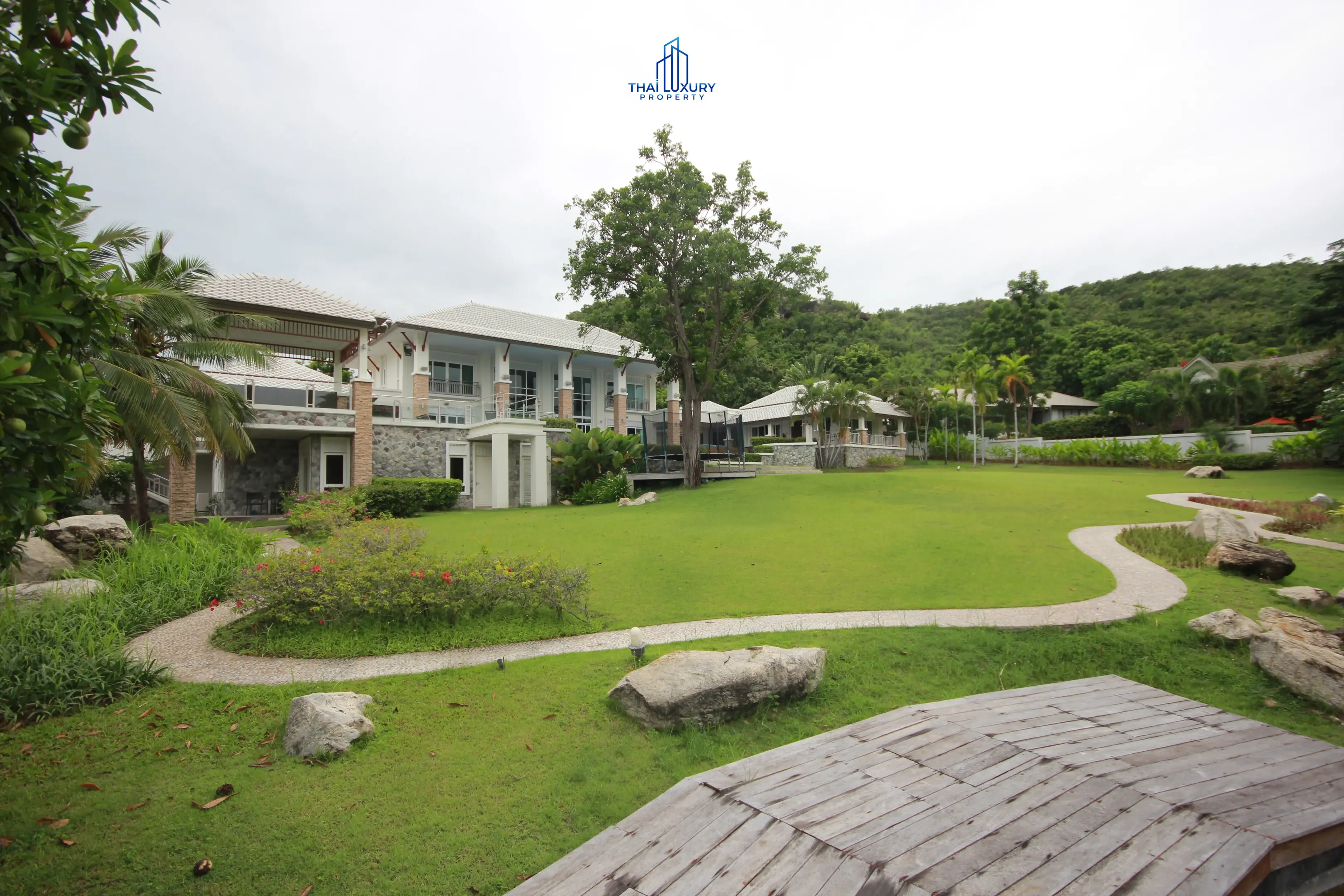 Spacious 9-Bedroom Modern Home with Pool and Garden in Cha-Am