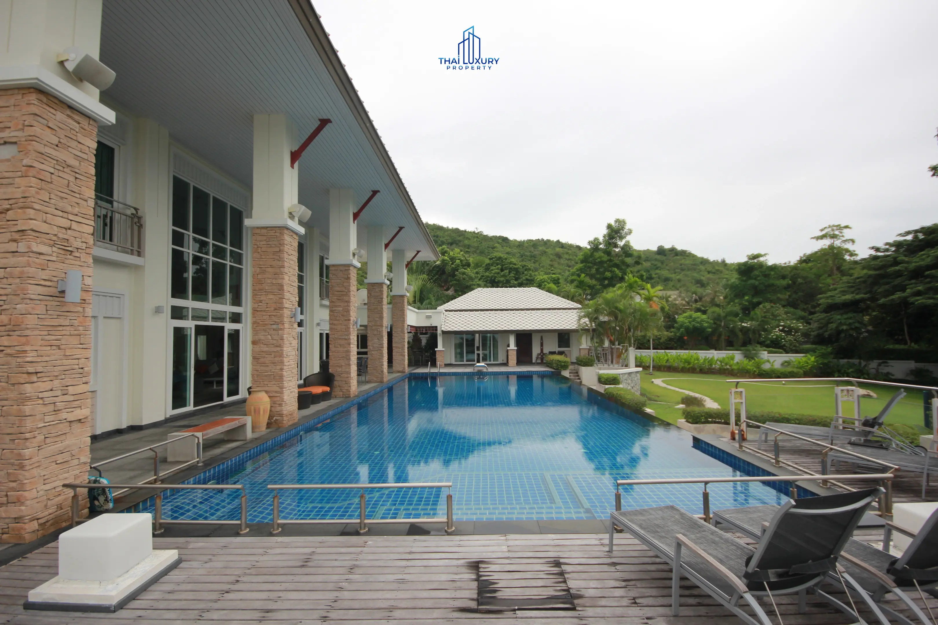 Spacious 9-Bedroom Modern Home with Pool and Garden in Cha-Am