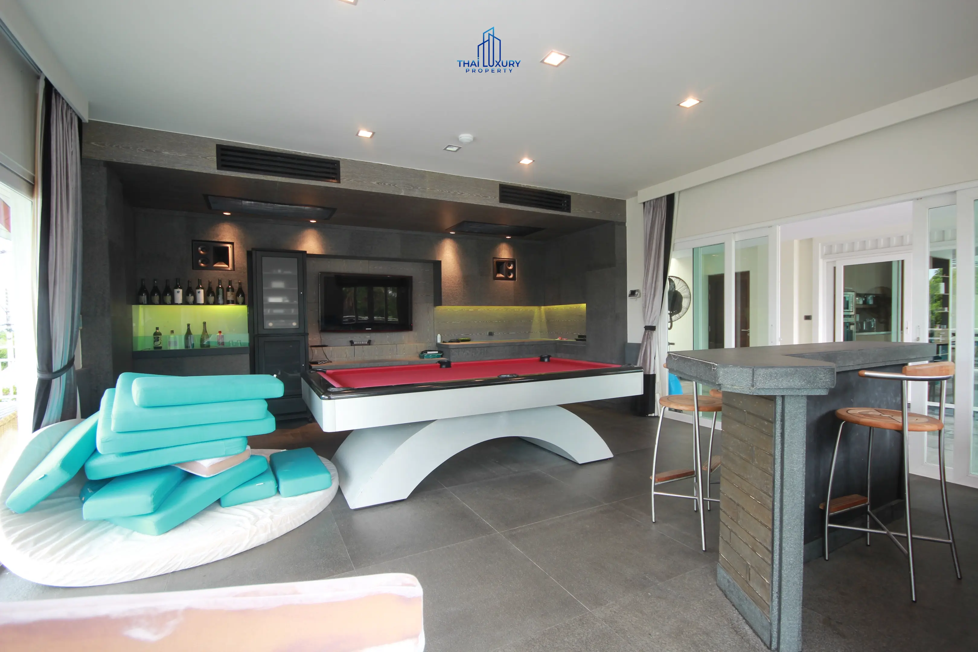 Spacious 9-Bedroom Modern Home with Pool and Garden in Cha-Am