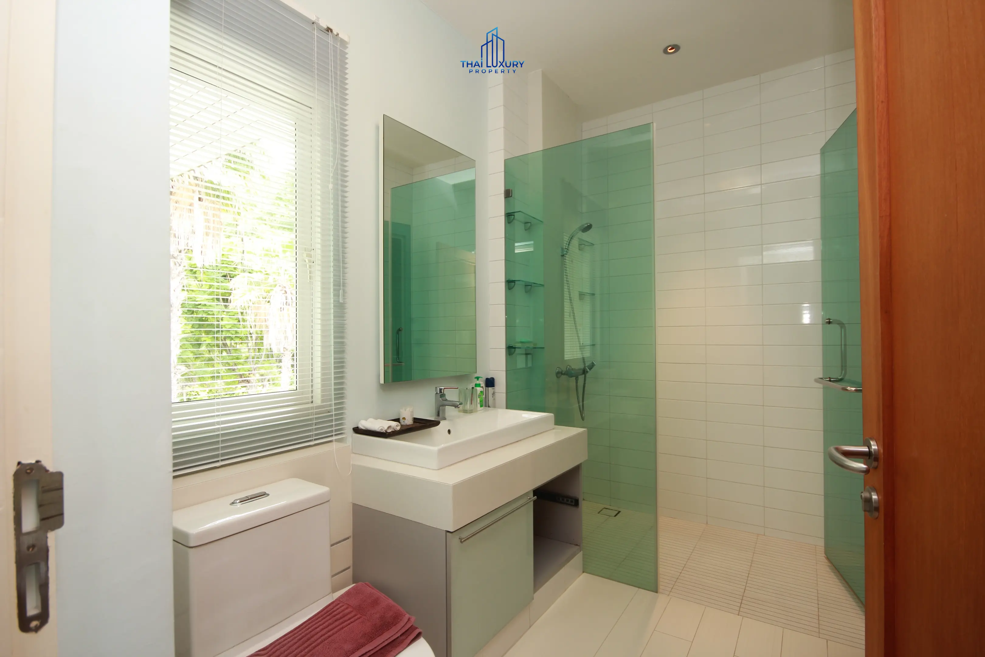 Spacious 9-Bedroom Modern Home with Pool and Garden in Cha-Am
