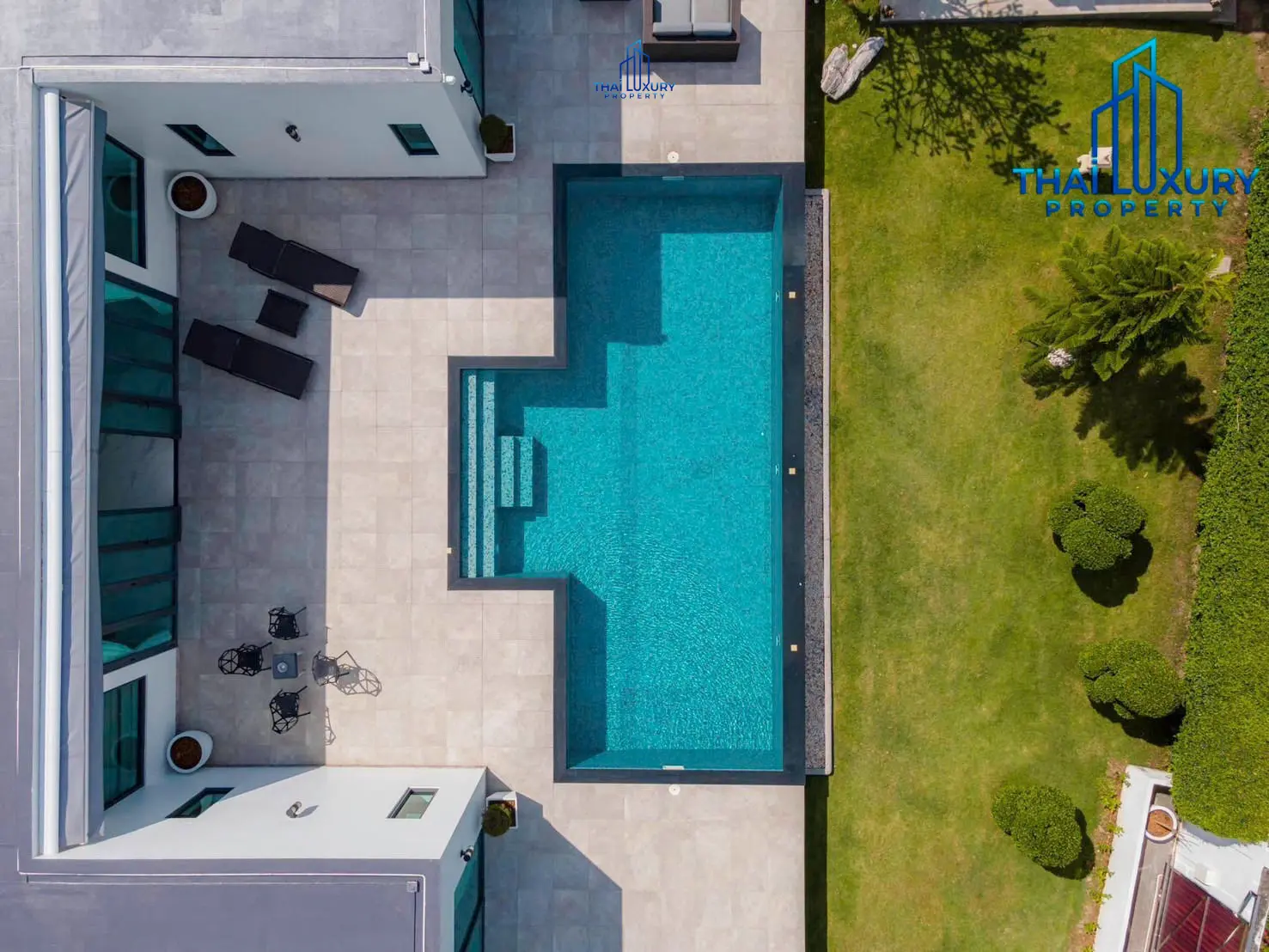 Modern 6 Bedroom Pool Villa at Sunset Views Hua Hin For Sale