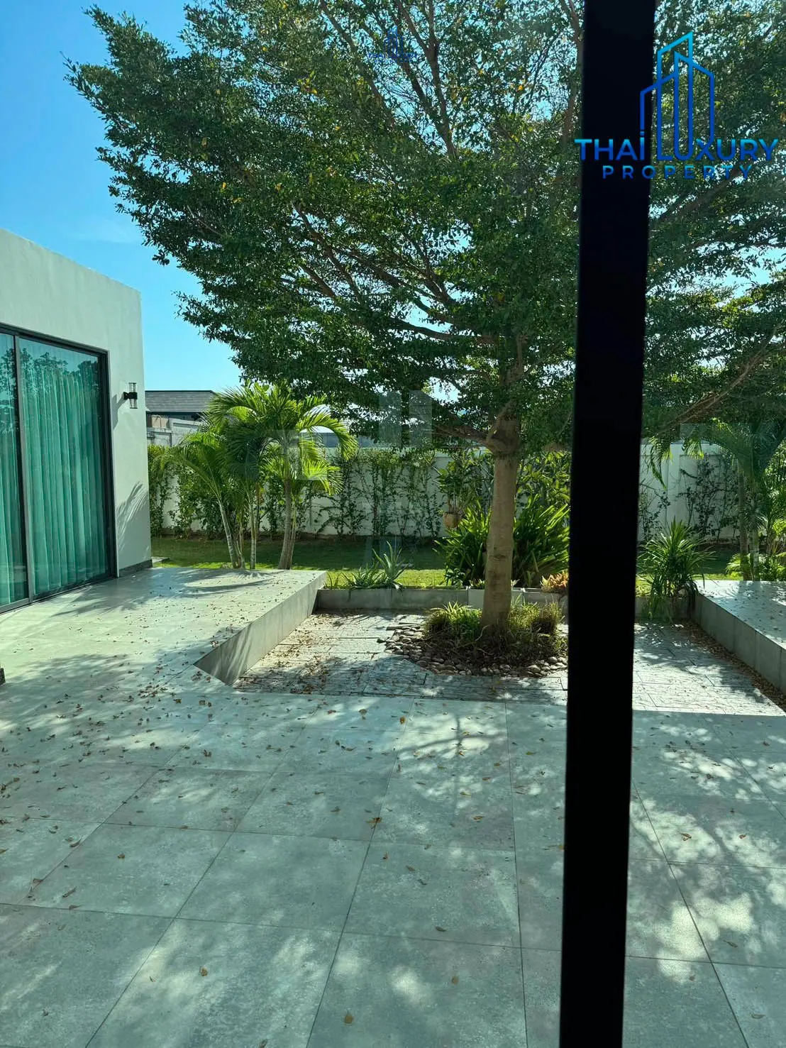 Modern 6 Bedroom Pool Villa at Sunset Views Hua Hin For Sale