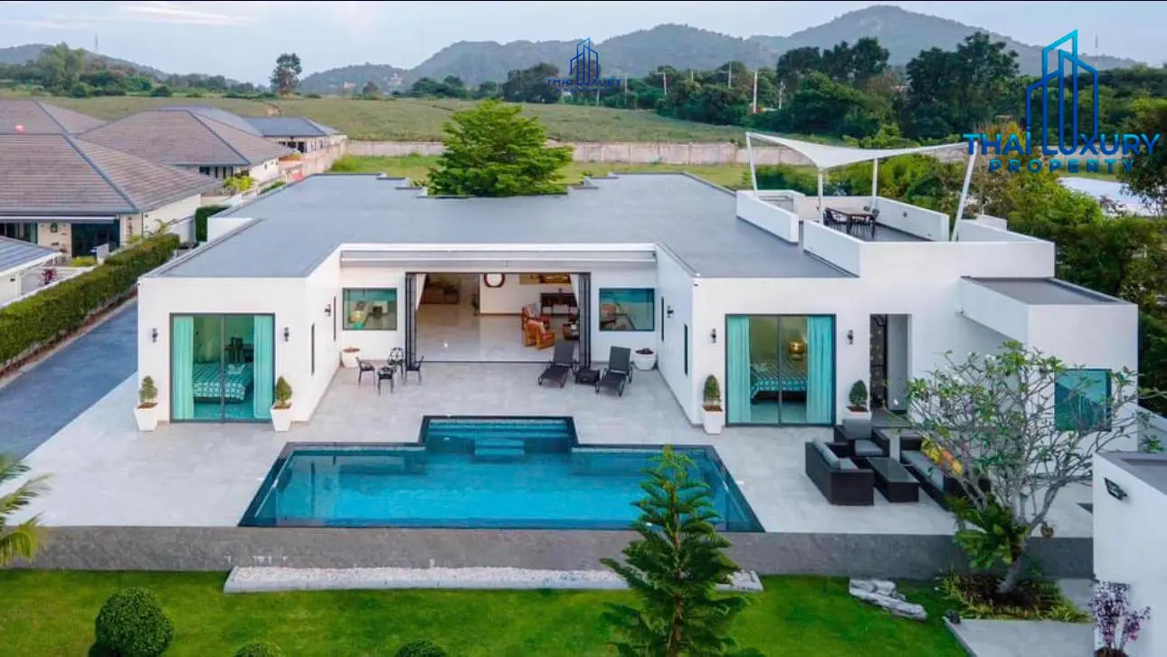 Modern 6 Bedroom Pool Villa at Sunset Views Hua Hin For Sale